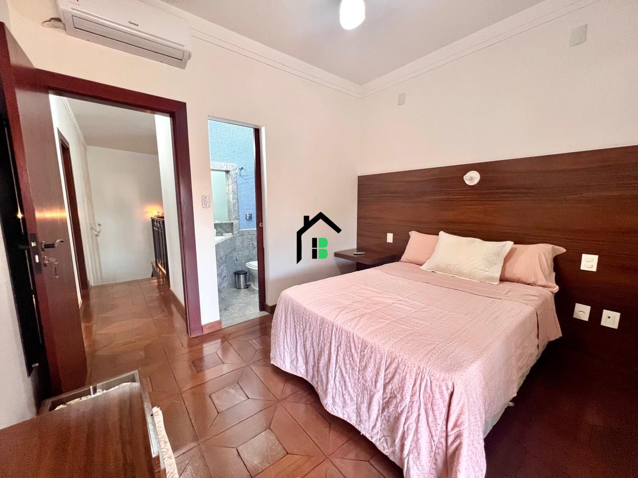 Casa à venda com 4 quartos, 360m² - Foto 42