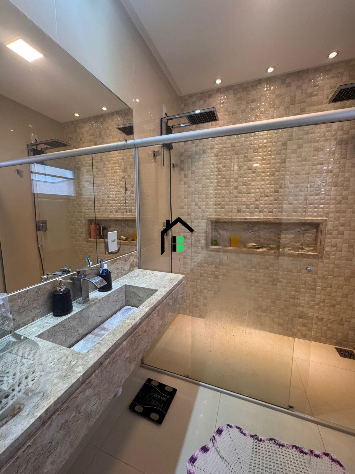 Casa à venda com 3 quartos, 200m² - Foto 14