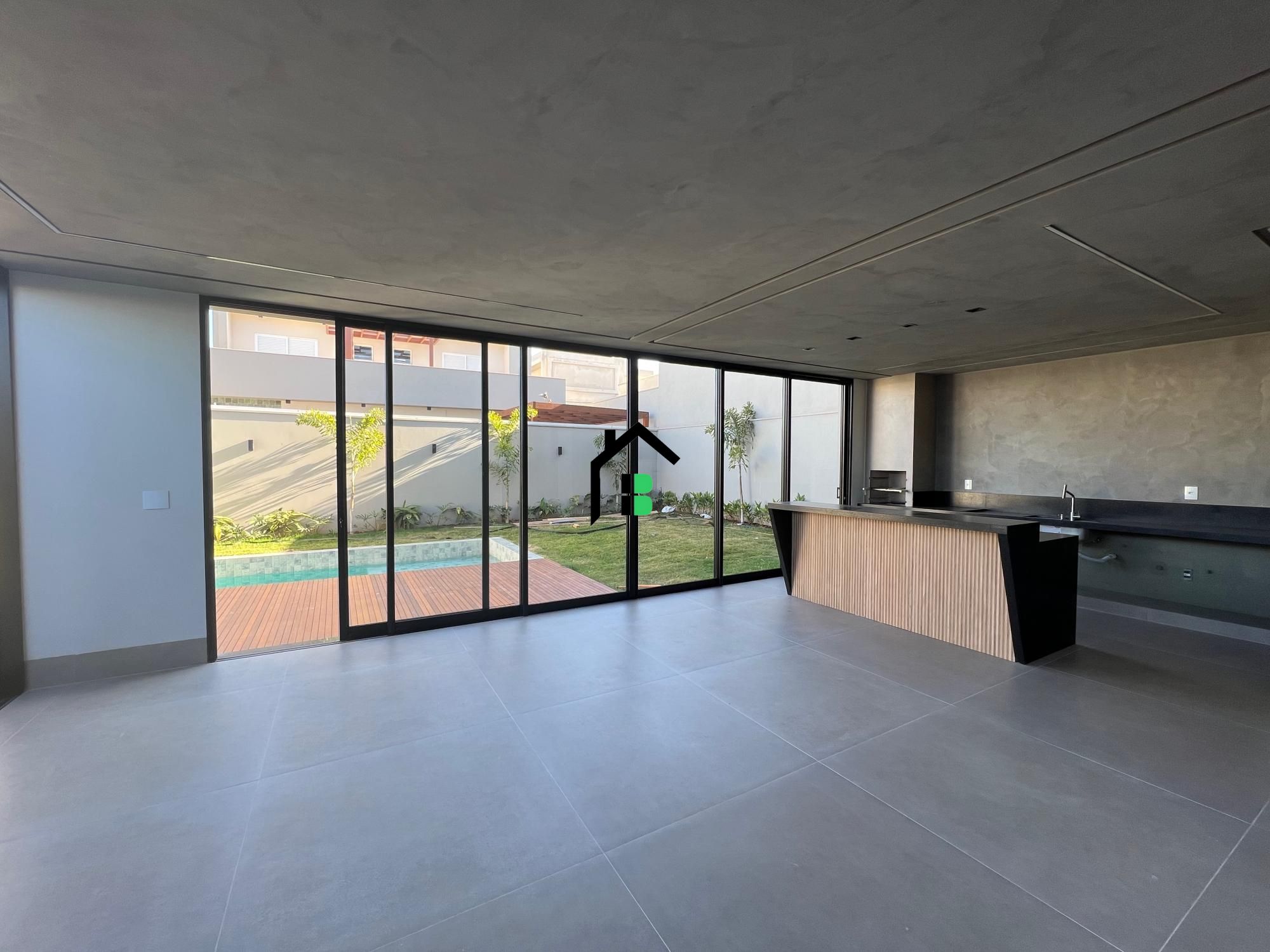Casa de 4 quartos, 330m² no bairro Caiçaras, em Patos de Minas | Eu Corretor