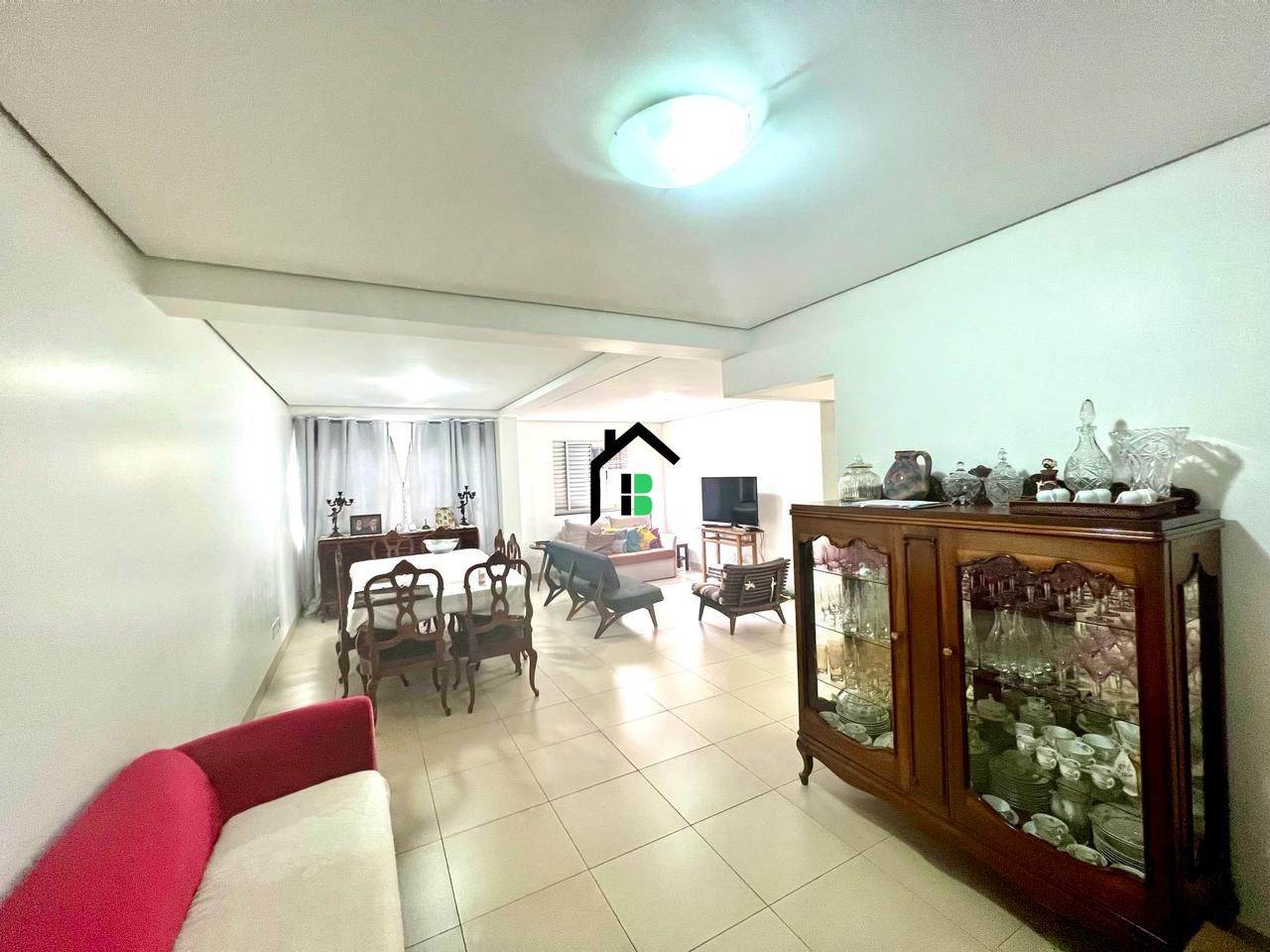 Apartamento de 3 quartos, 140m² no bairro Cônego Getúlio, em Patos de Minas | Eu Corretor