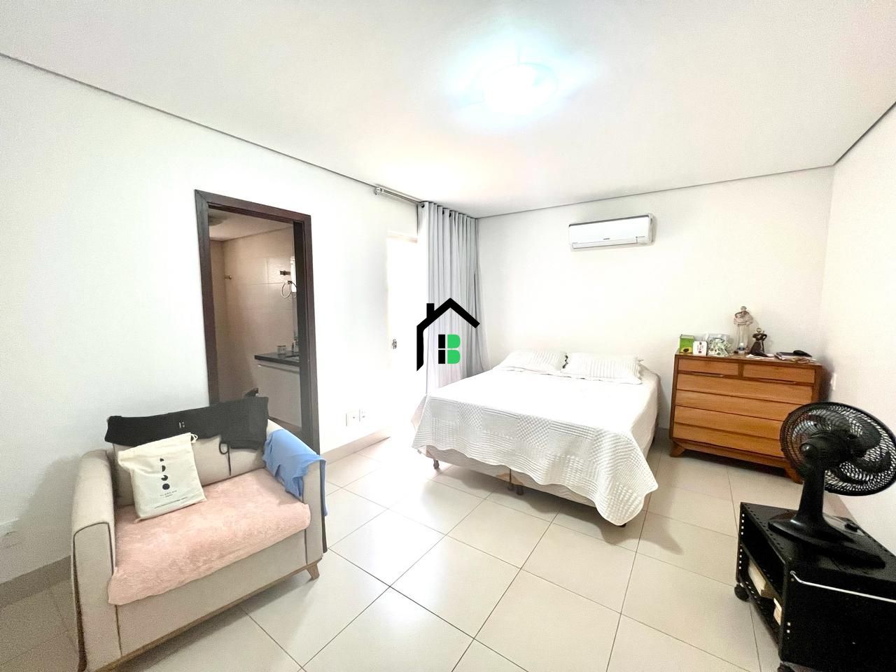 Apartamento de 3 quartos, 140m² no bairro Cônego Getúlio, em Patos de Minas | Eu Corretor
