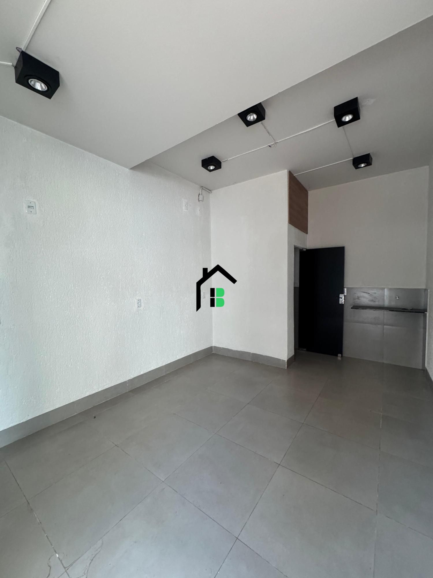 Loja / Salão / Ponto Comercial de 1 quarto, 19m² no bairro Centro, em Patos de Minas | Eu Corretor