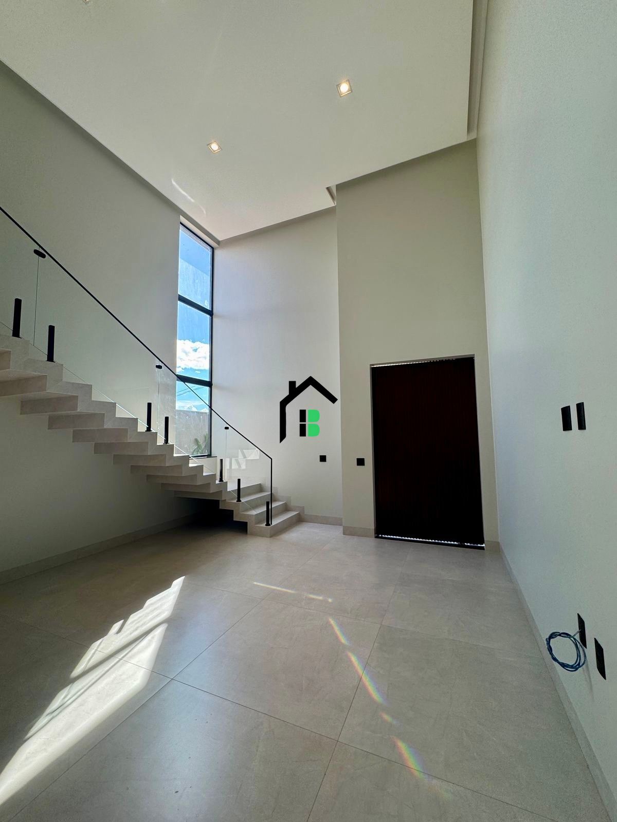 Casa de 5 quartos, 448m² no bairro Alto dos Caiçaras, em Patos de Minas | Eu Corretor