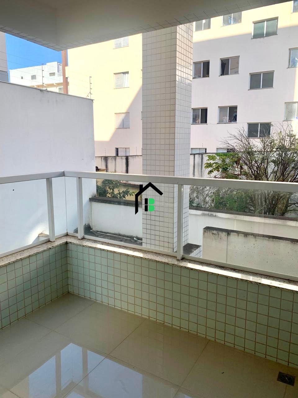 Apartamento de 3 quartos, 122m² no bairro Caiçaras, em Patos de Minas | Eu Corretor