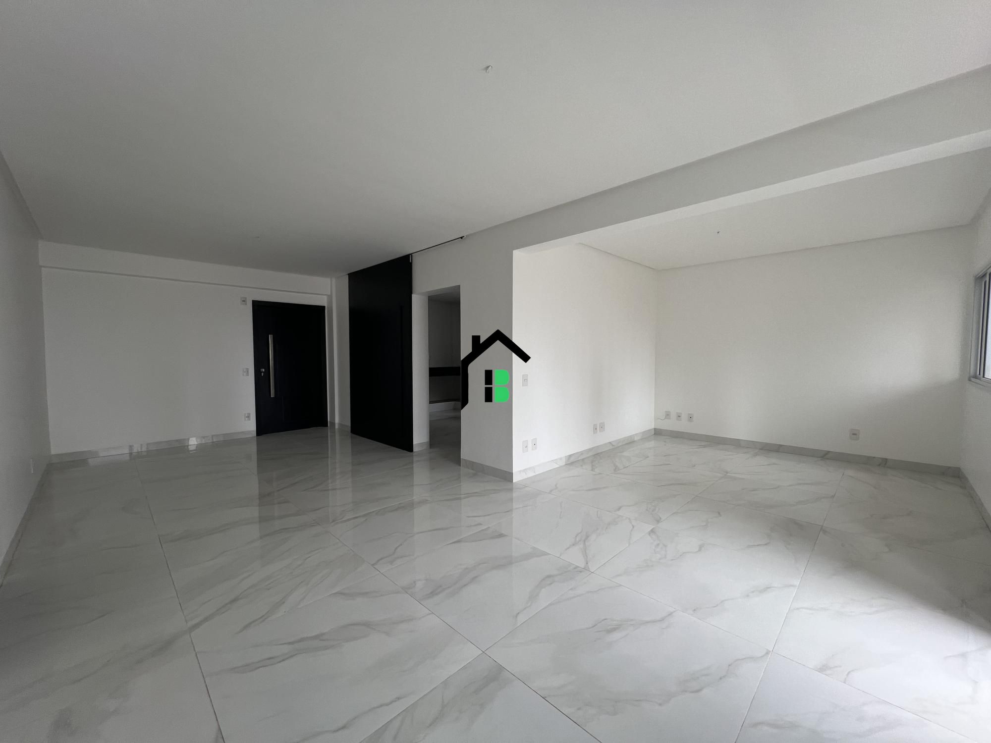 Apartamento de 3 quartos, 181m² no bairro Centro, em Patos de Minas | Eu Corretor