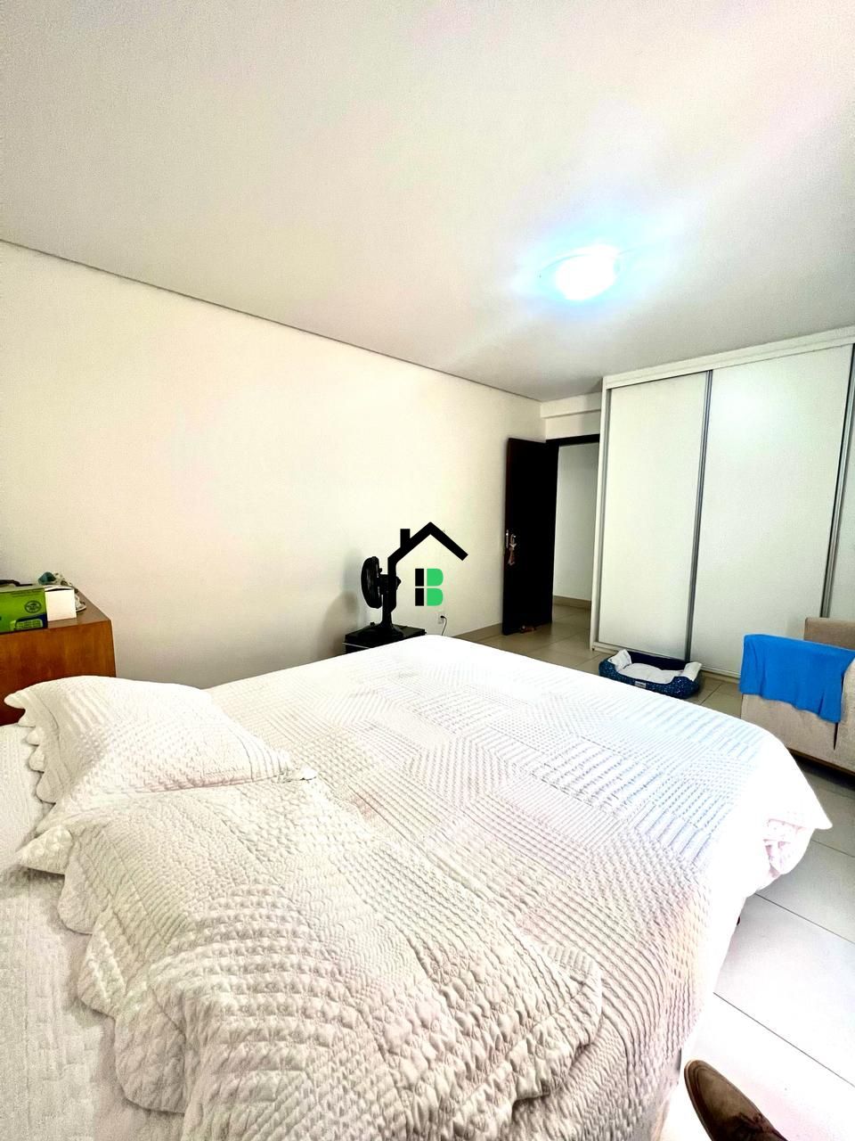 Apartamento à venda com 3 quartos, 140m² - Foto 8