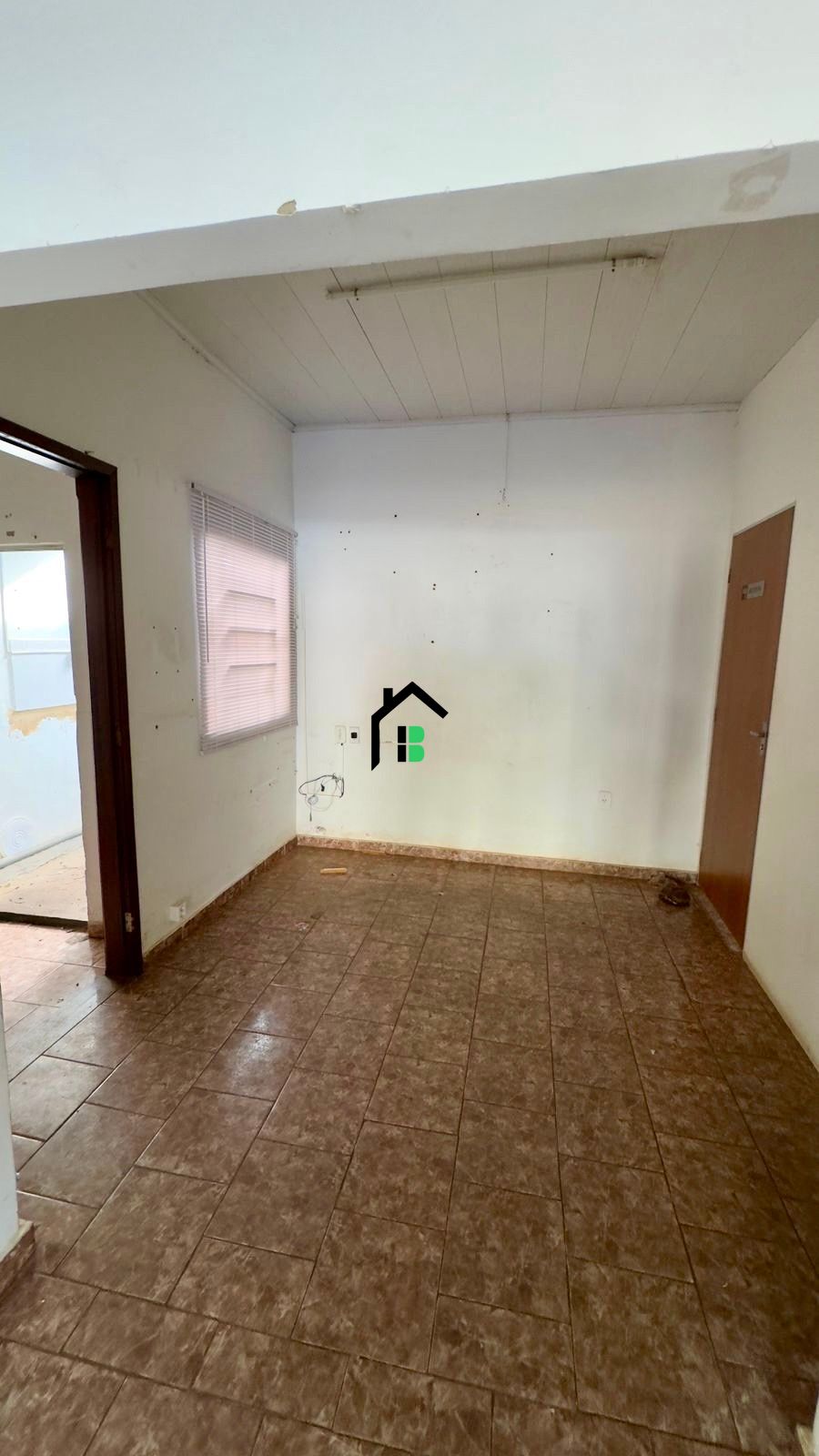 Loja-Salão à venda e aluguel com 3 quartos, 180m² - Foto 6