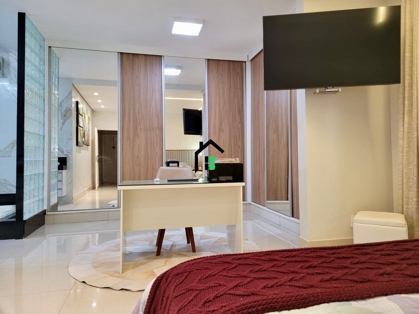 Casa para alugar com 3 quartos, 321m² - Foto 12