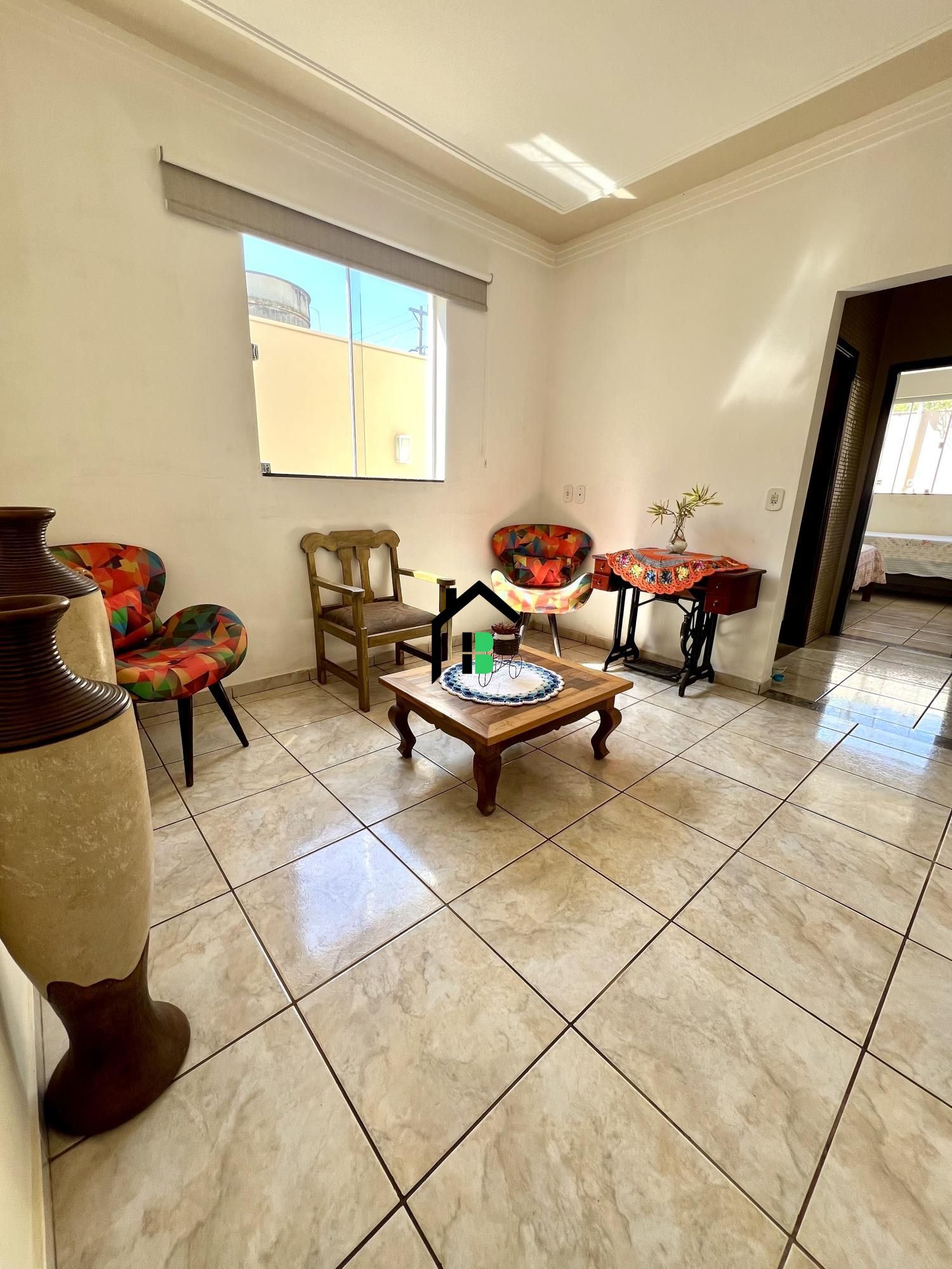 Casa à venda com 4 quartos, 121m² - Foto 5
