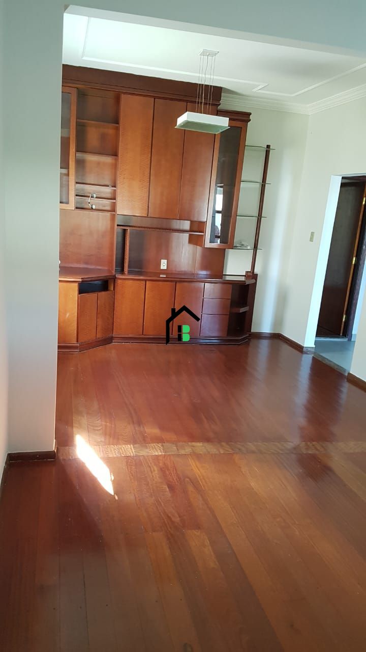 Casa de 3 quartos, 175m² no bairro Cidade Jardim, em Patos de Minas | Eu Corretor