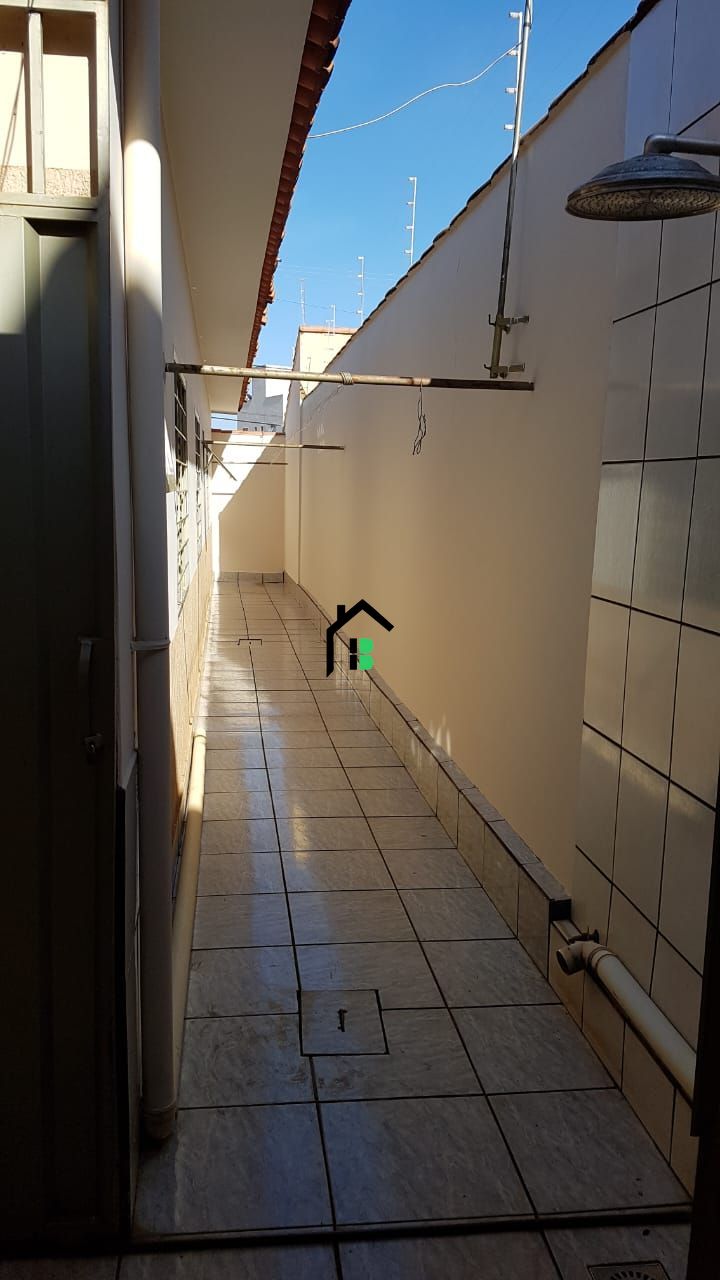 img196447117