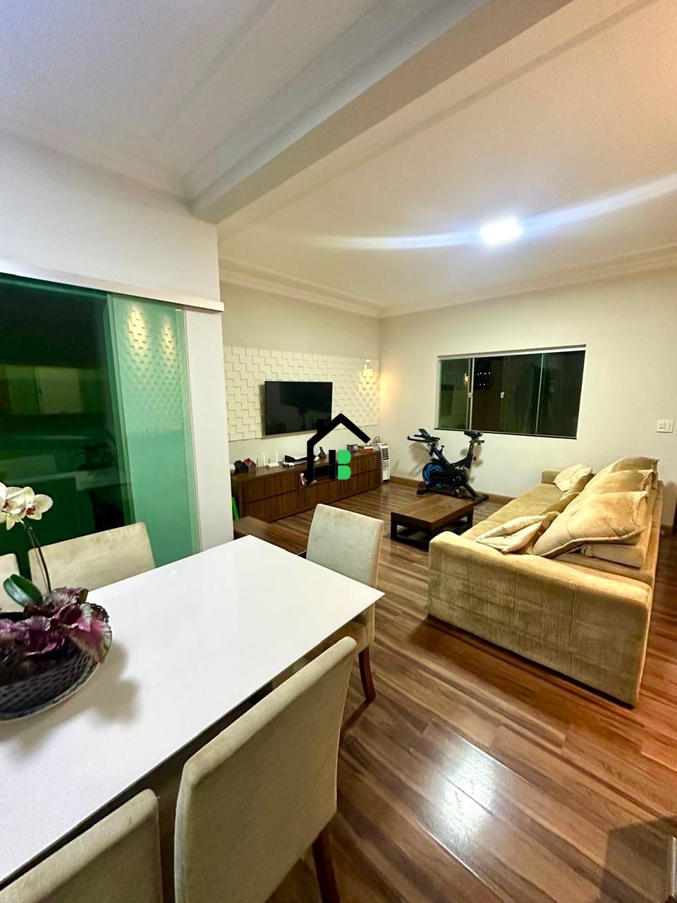Casa de 3 quartos, 211m² no bairro Sebastião Amorim, em Patos de Minas | Eu Corretor