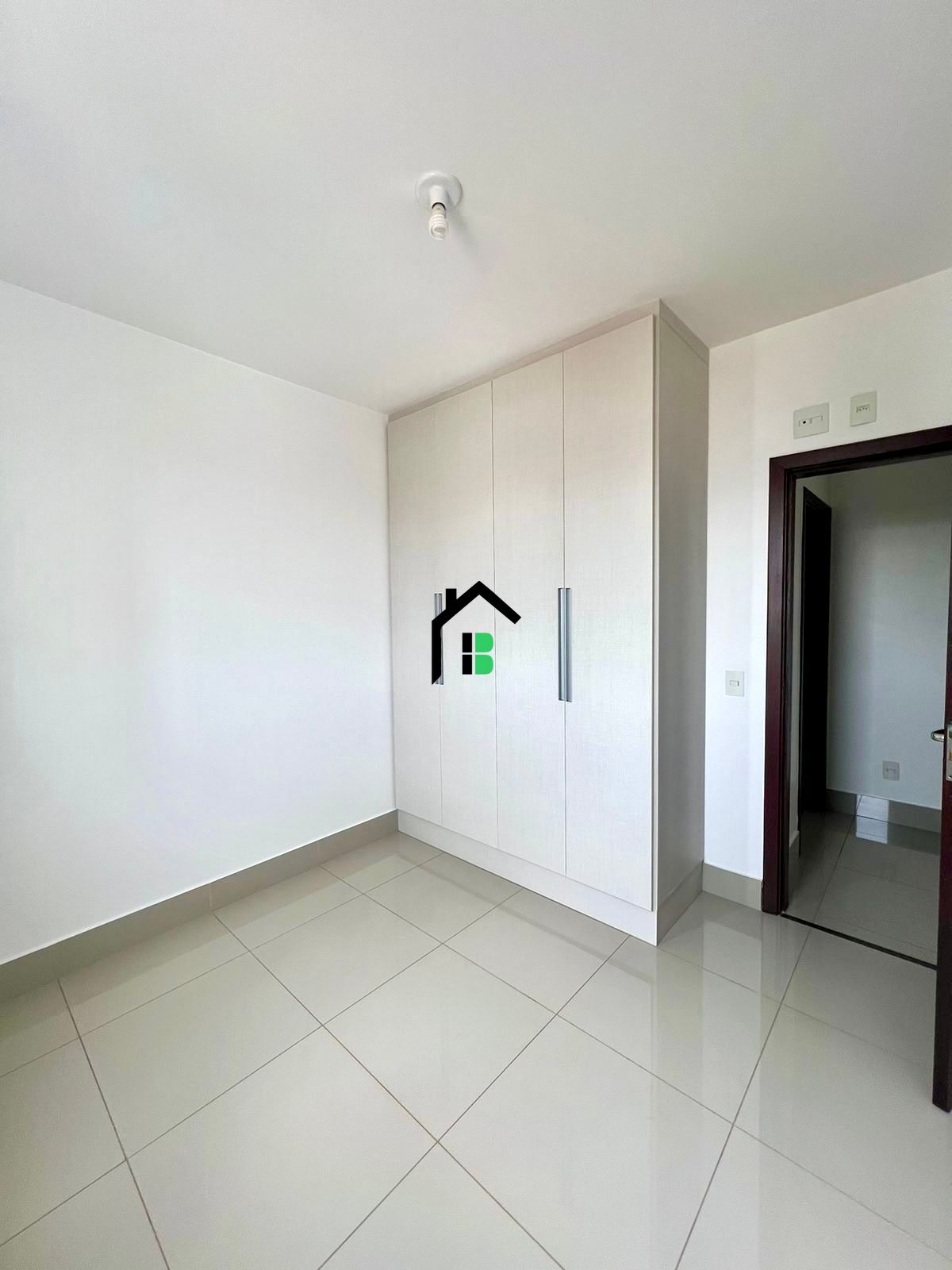 Apartamento à venda com 3 quartos, 120m² - Foto 4