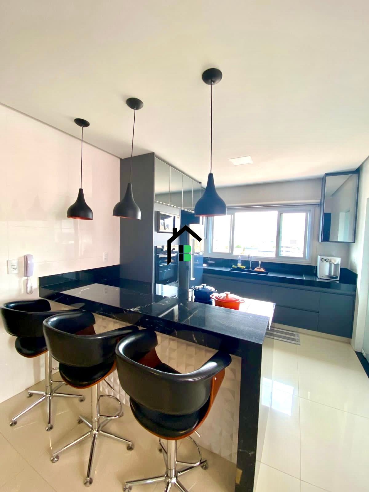 Apartamento de 3 quartos, 117m² no bairro Centro, em Patos de Minas | Eu Corretor