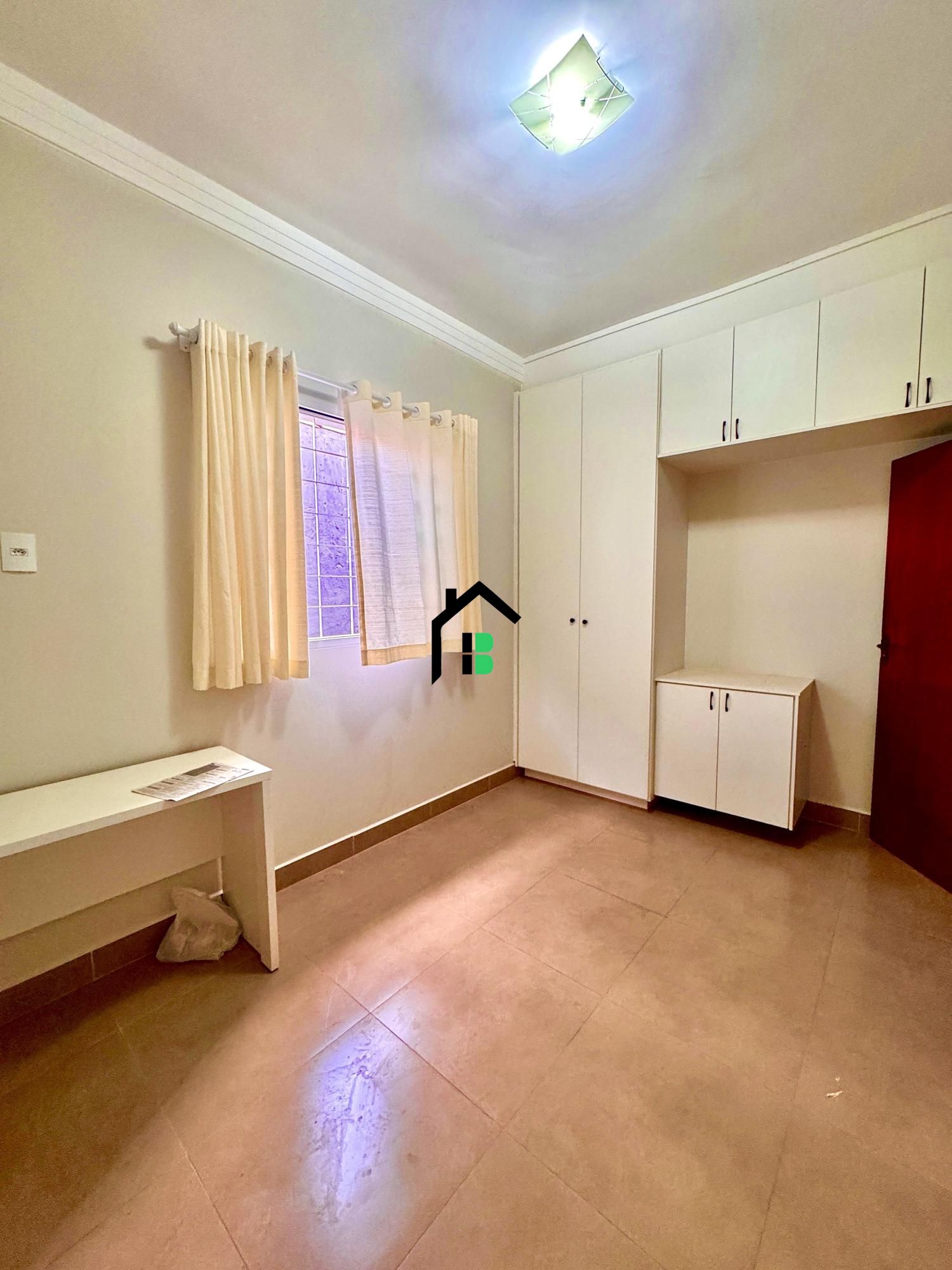 Casa à venda com 3 quartos, 233m² - Foto 14