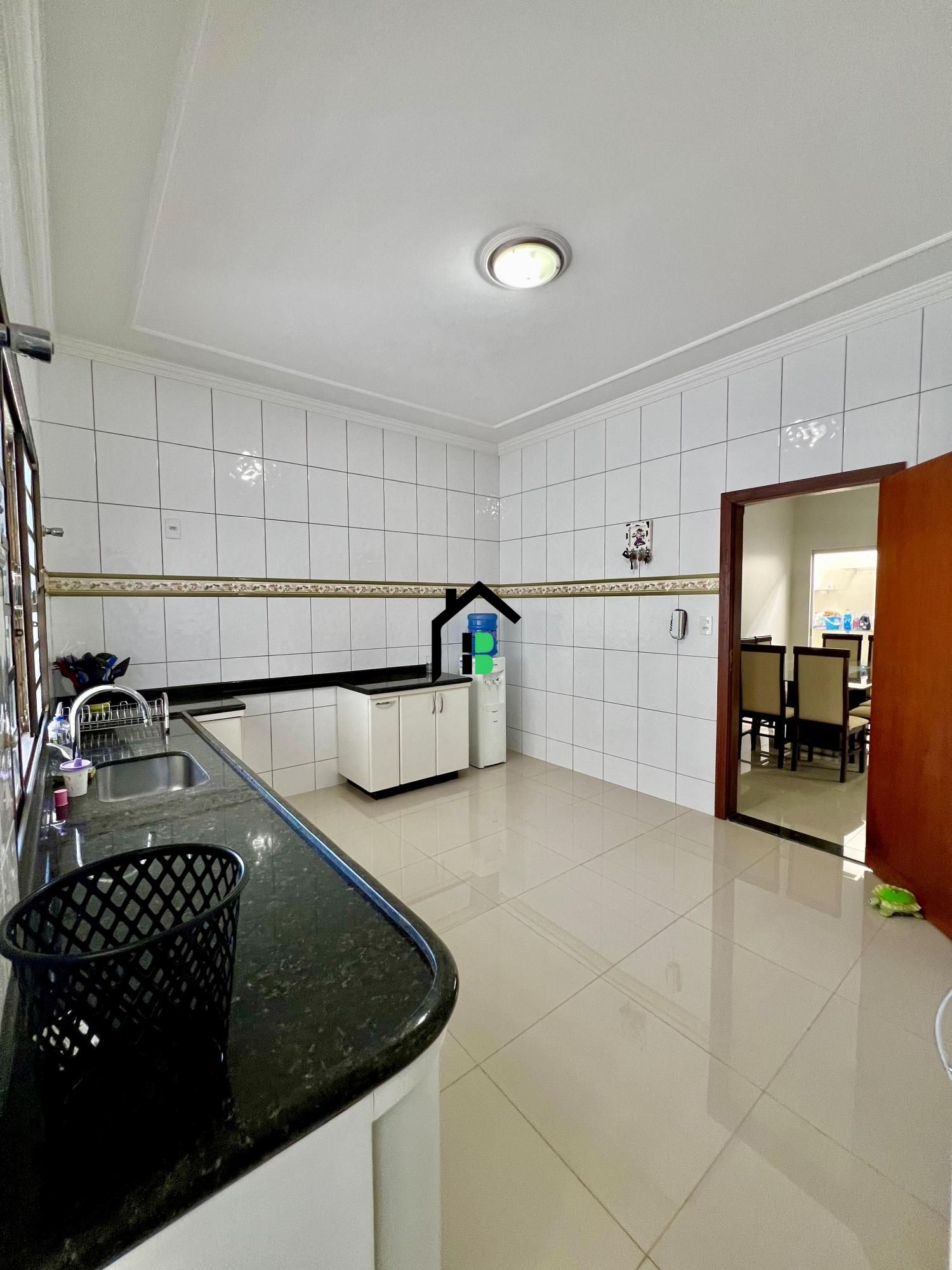 Casa à venda com 5 quartos, 349m² - Foto 17