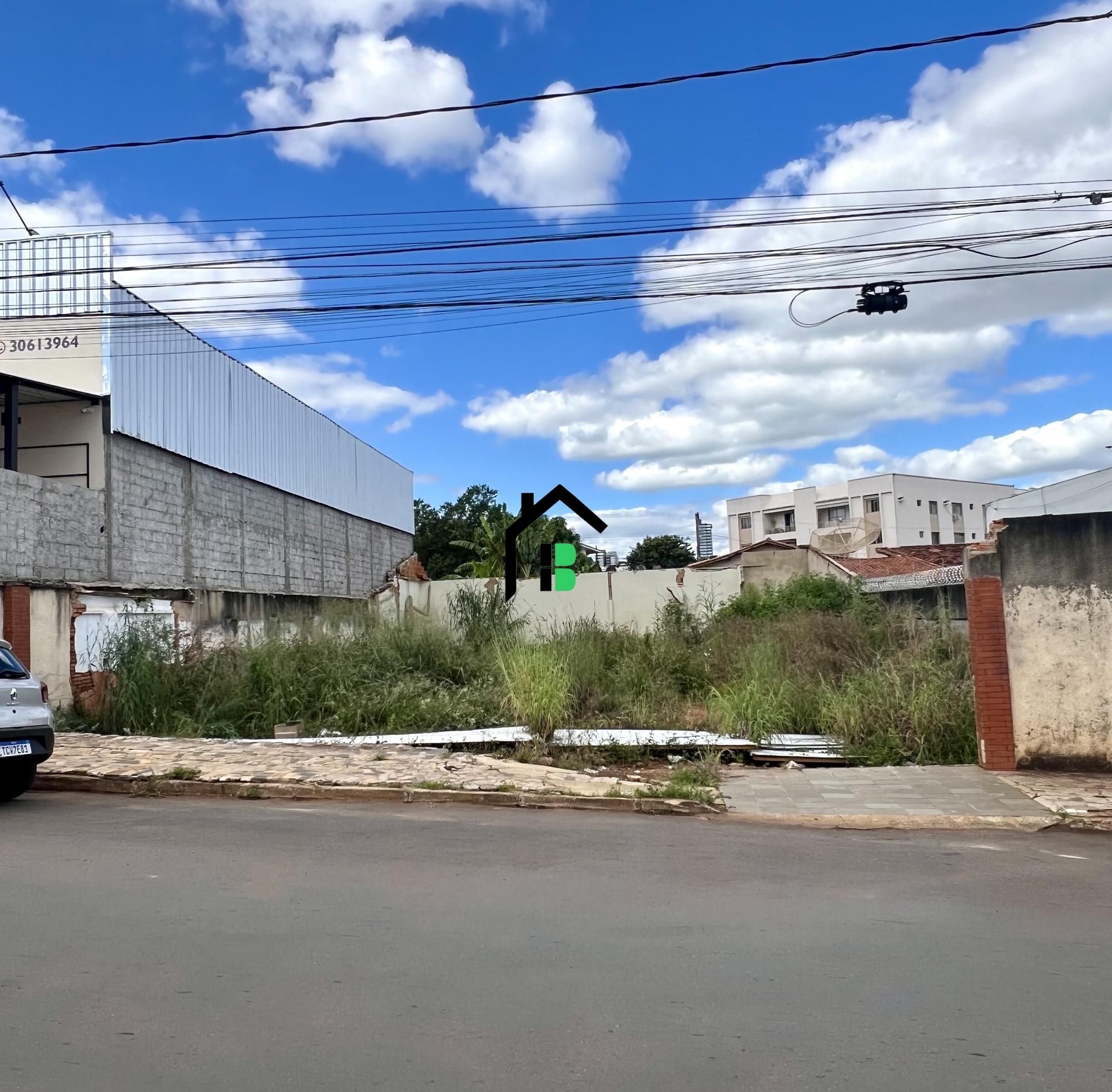 Lote/Terreno de 471m² no bairro Vila Garcia, em Patos de Minas | Eu Corretor