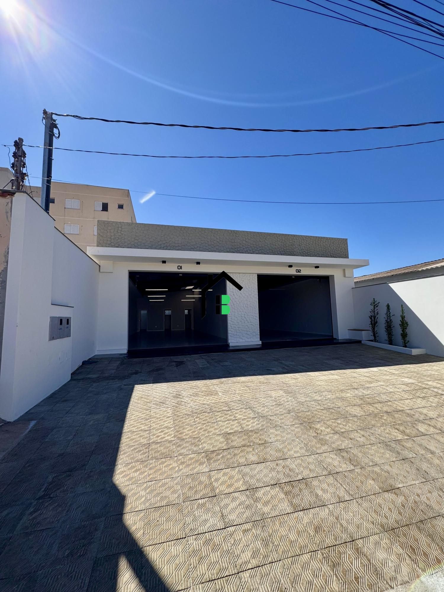 Loja / Salão / Ponto Comercial de 1 quarto, 100m² no bairro Nossa Senhora das Graças, em Patos de Minas | Eu Corretor