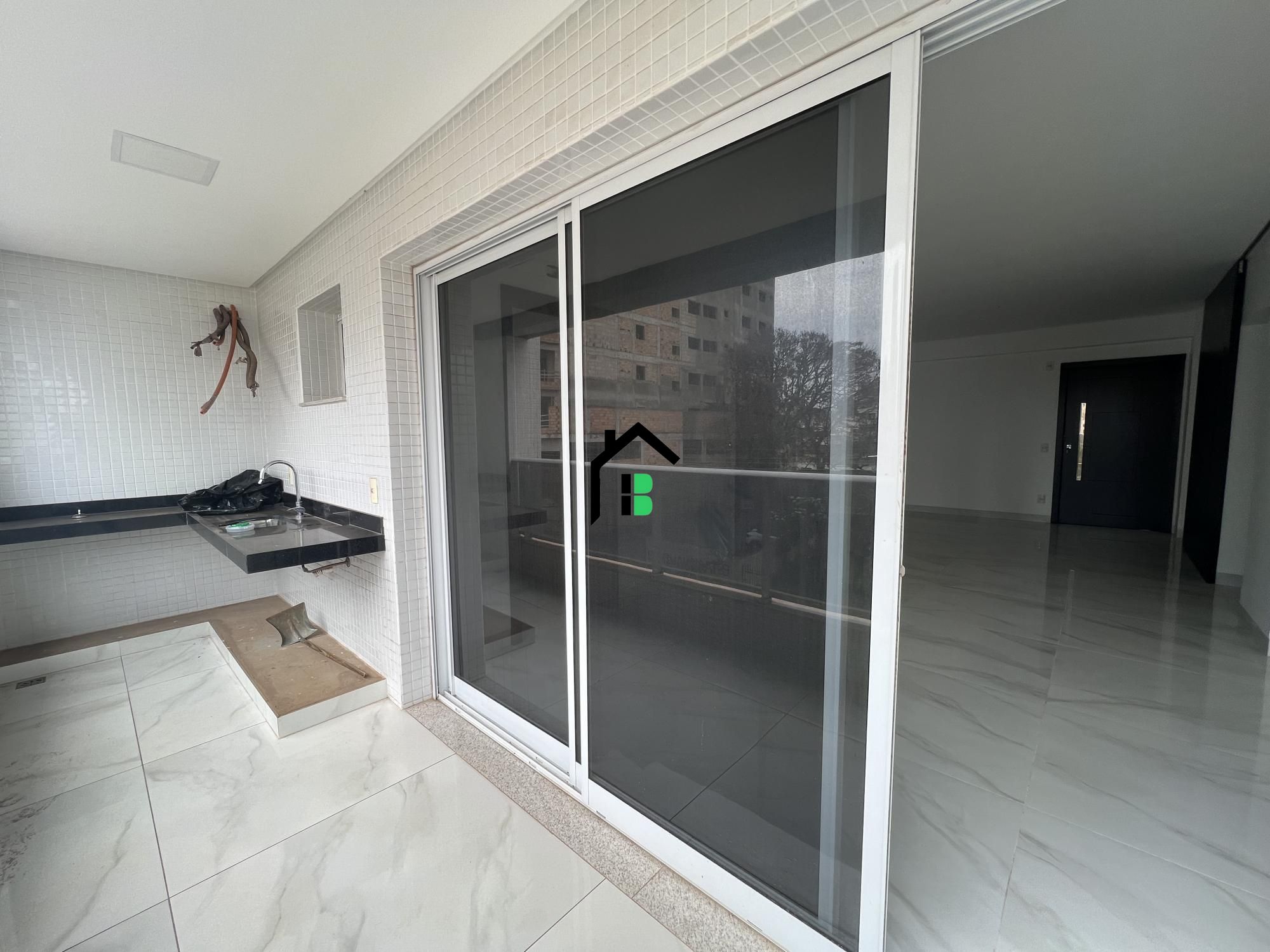 Apartamento de 3 quartos, 181m² no bairro Centro, em Patos de Minas | Eu Corretor