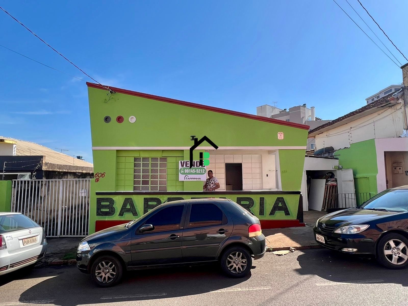 Loja / Salão / Ponto Comercial de 228m² no bairro Centro, em Patos de Minas | Eu Corretor