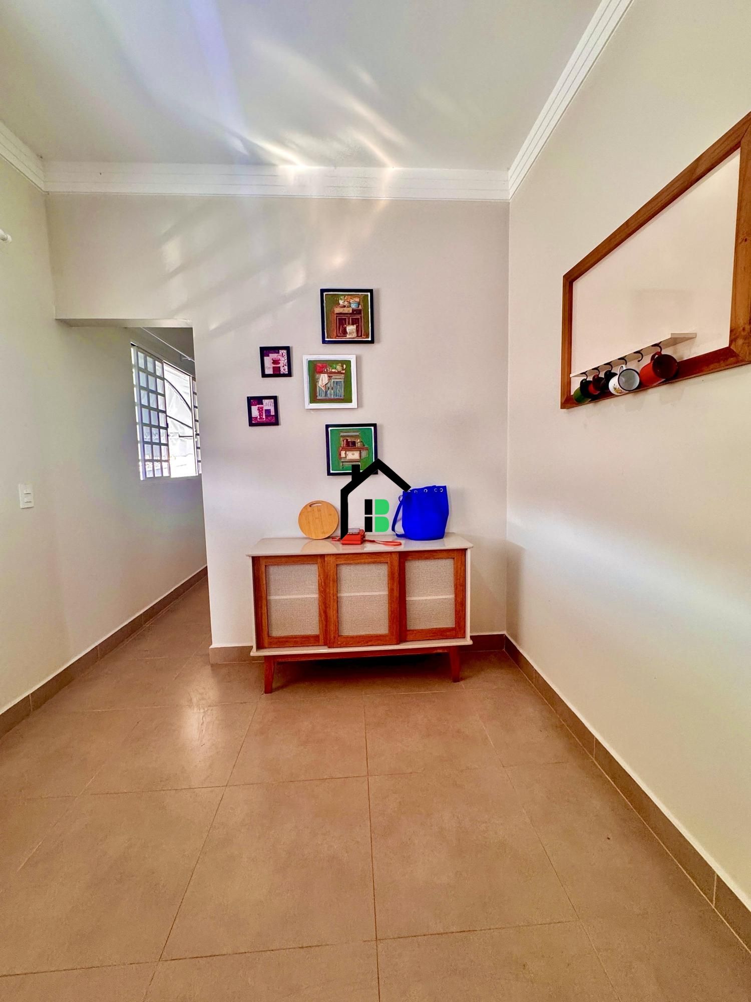 Casa à venda com 3 quartos, 233m² - Foto 9