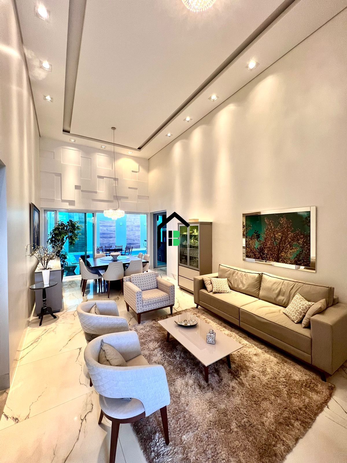 Casa de 3 quartos, 310m² no bairro Guanabara, em Patos de Minas | Eu Corretor