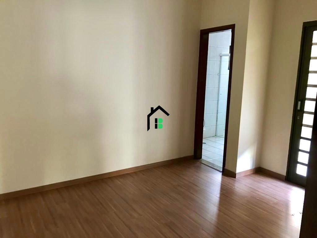 Apartamento à venda com 3 quartos, 107m² - Foto 1