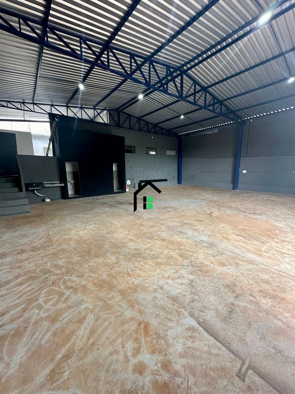 Depósito-Galpão-Armazém à venda e aluguel, 375m² - Foto 5