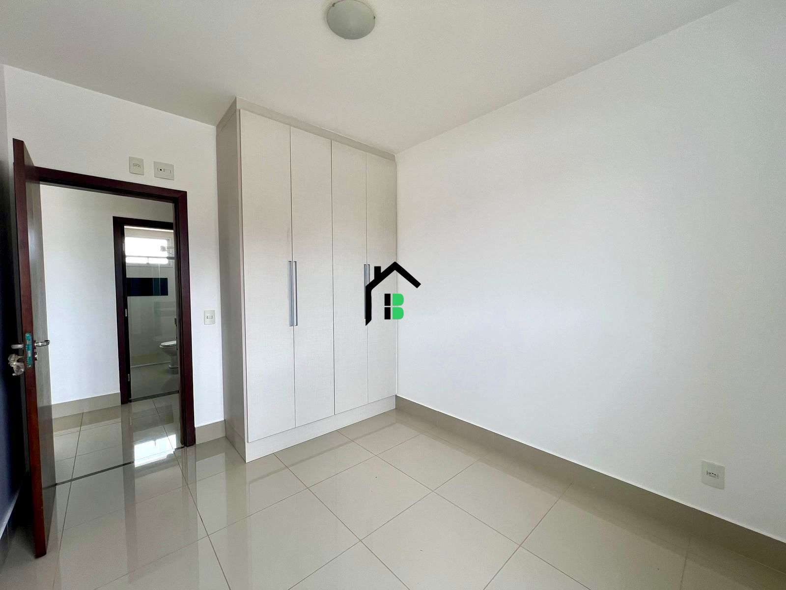 Apartamento de 3 quartos, 120m² no bairro Centro, em Patos de Minas | Eu Corretor