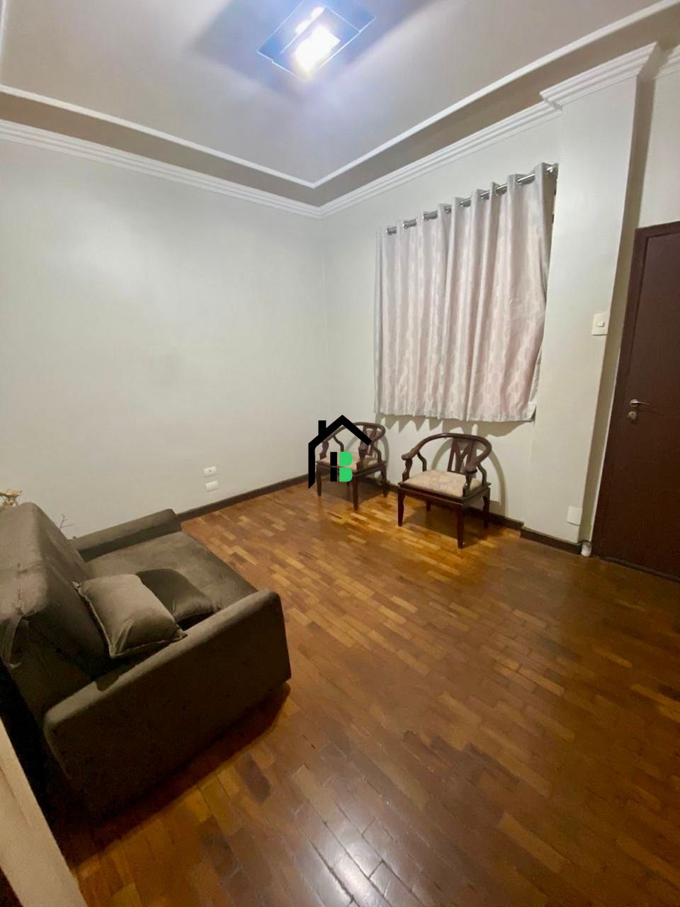 Apartamento à venda com 2 quartos, 80m² - Foto 1