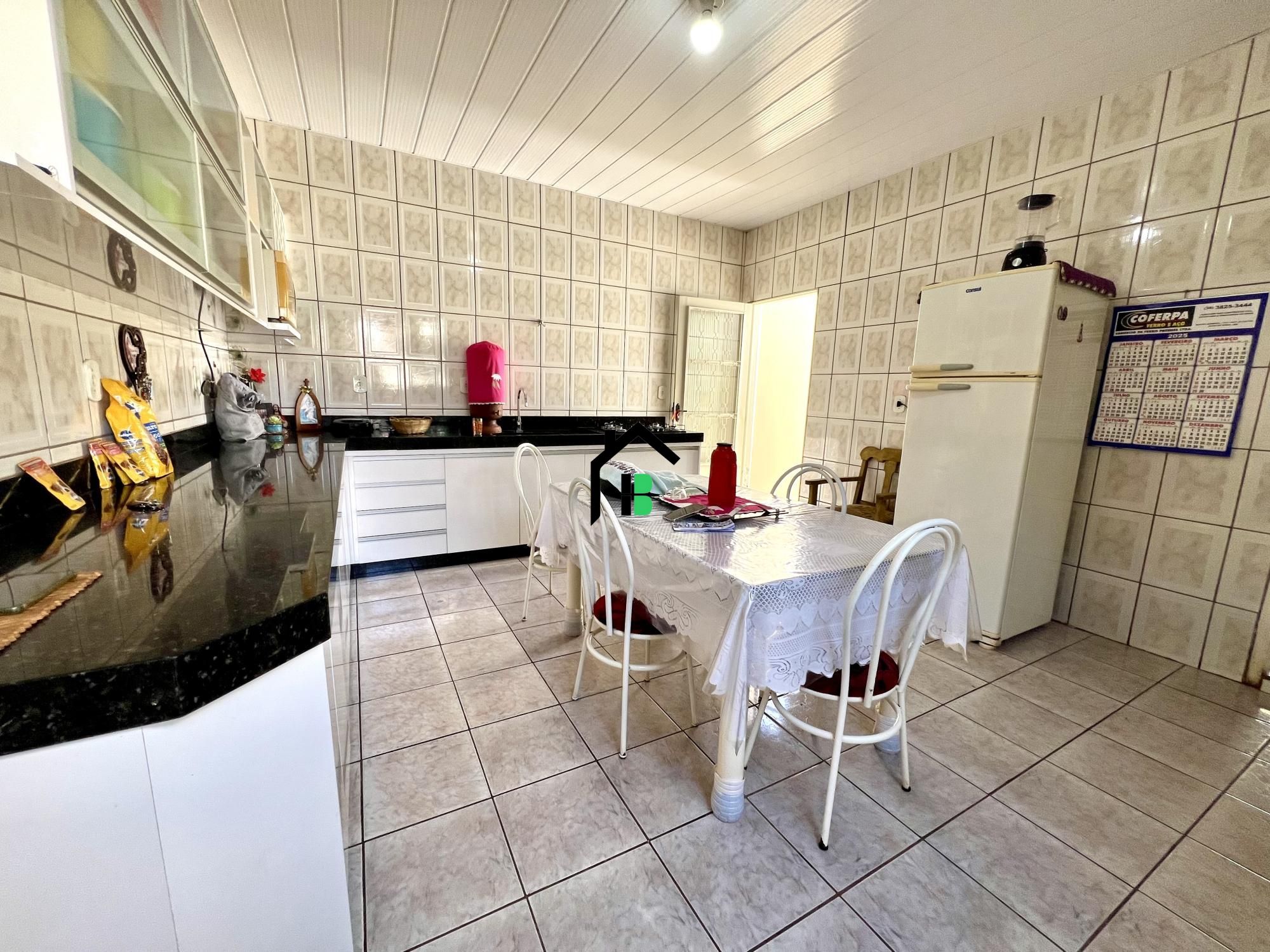 Casa à venda com 4 quartos, 121m² - Foto 16