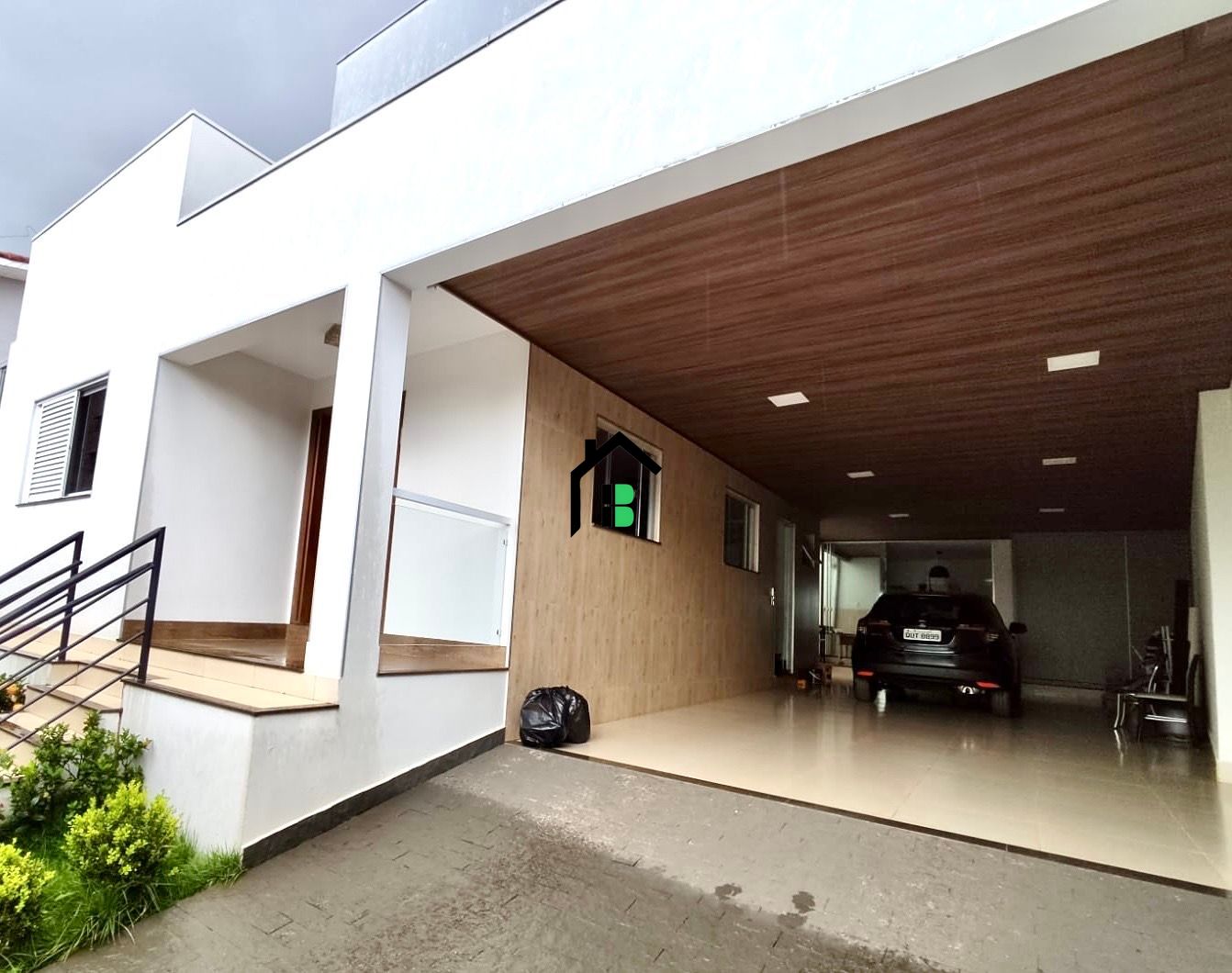 Casa de 3 quartos, 212m² no bairro Cidade Jardim, em Patos de Minas | Eu Corretor