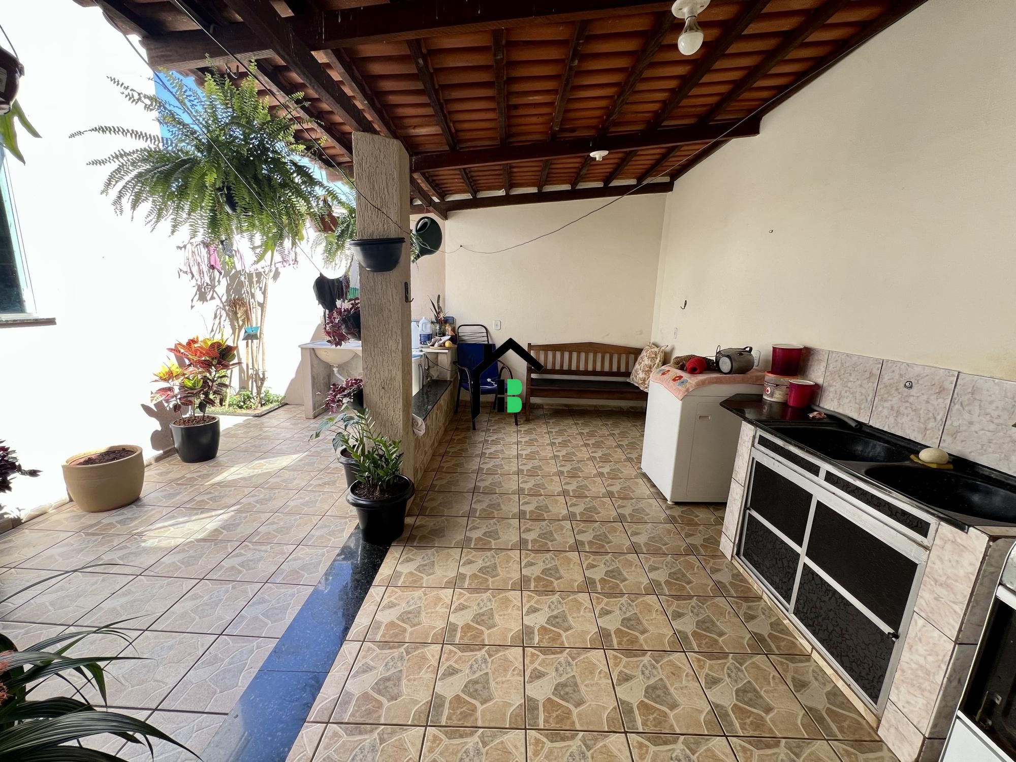 Casa à venda com 4 quartos, 121m² - Foto 17