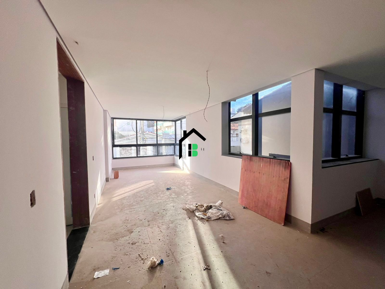 Apartamento de 3 quartos, 130m² no bairro Centro, em Patos de Minas | Eu Corretor