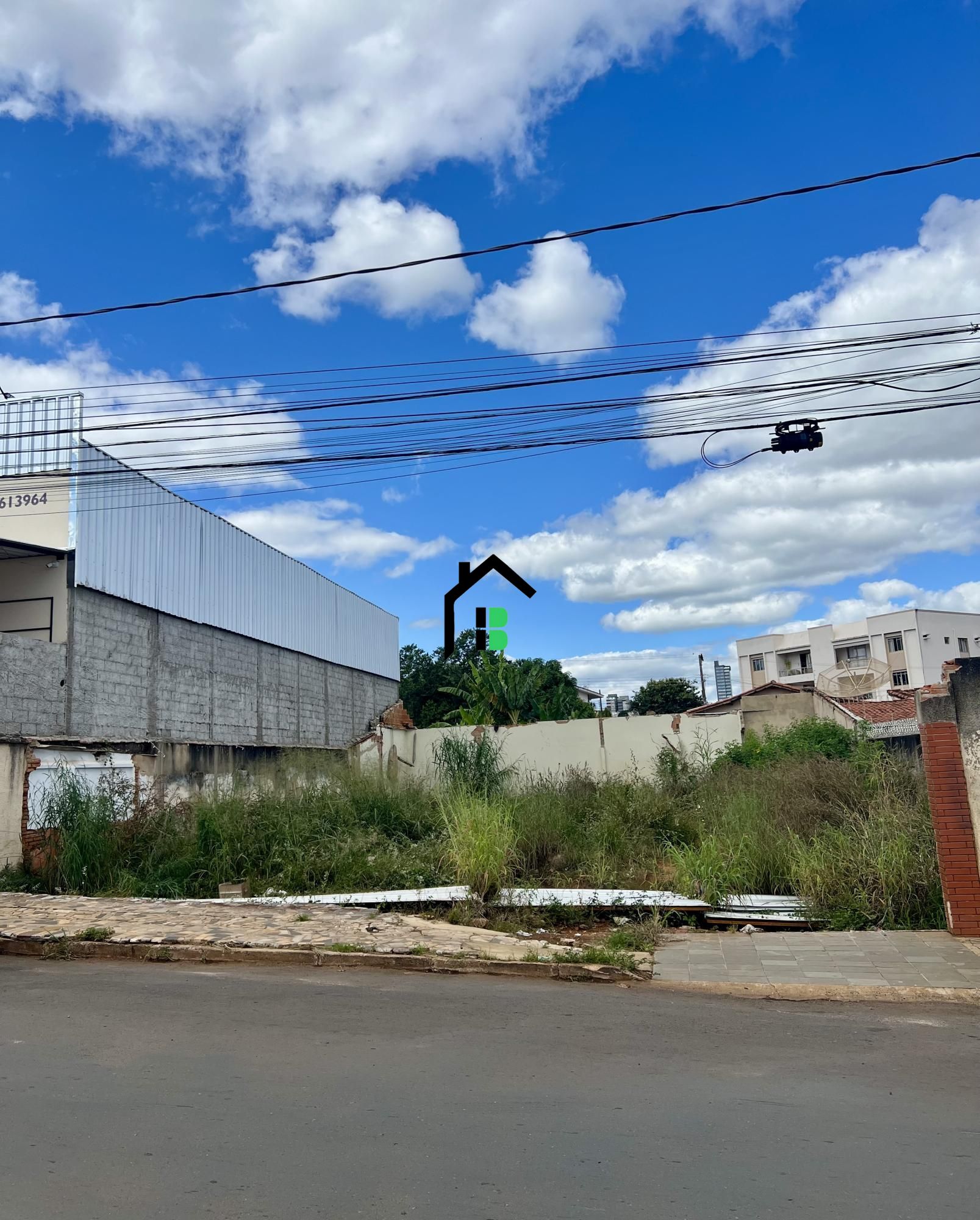 Lote/Terreno de 471m² no bairro Vila Garcia, em Patos de Minas | Eu Corretor