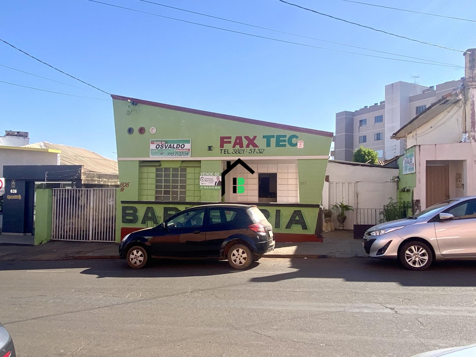 Loja / Salão / Ponto Comercial de 228m² no bairro Centro, em Patos de Minas | Eu Corretor