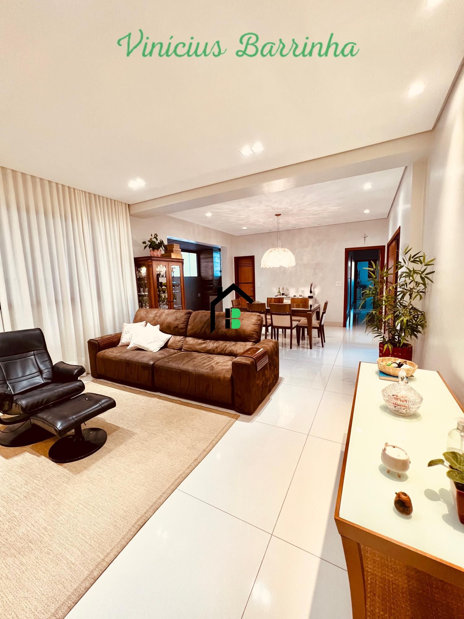Apartamento de 3 quartos, 190m² no bairro Cônego Getúlio, em Patos de Minas | Eu Corretor