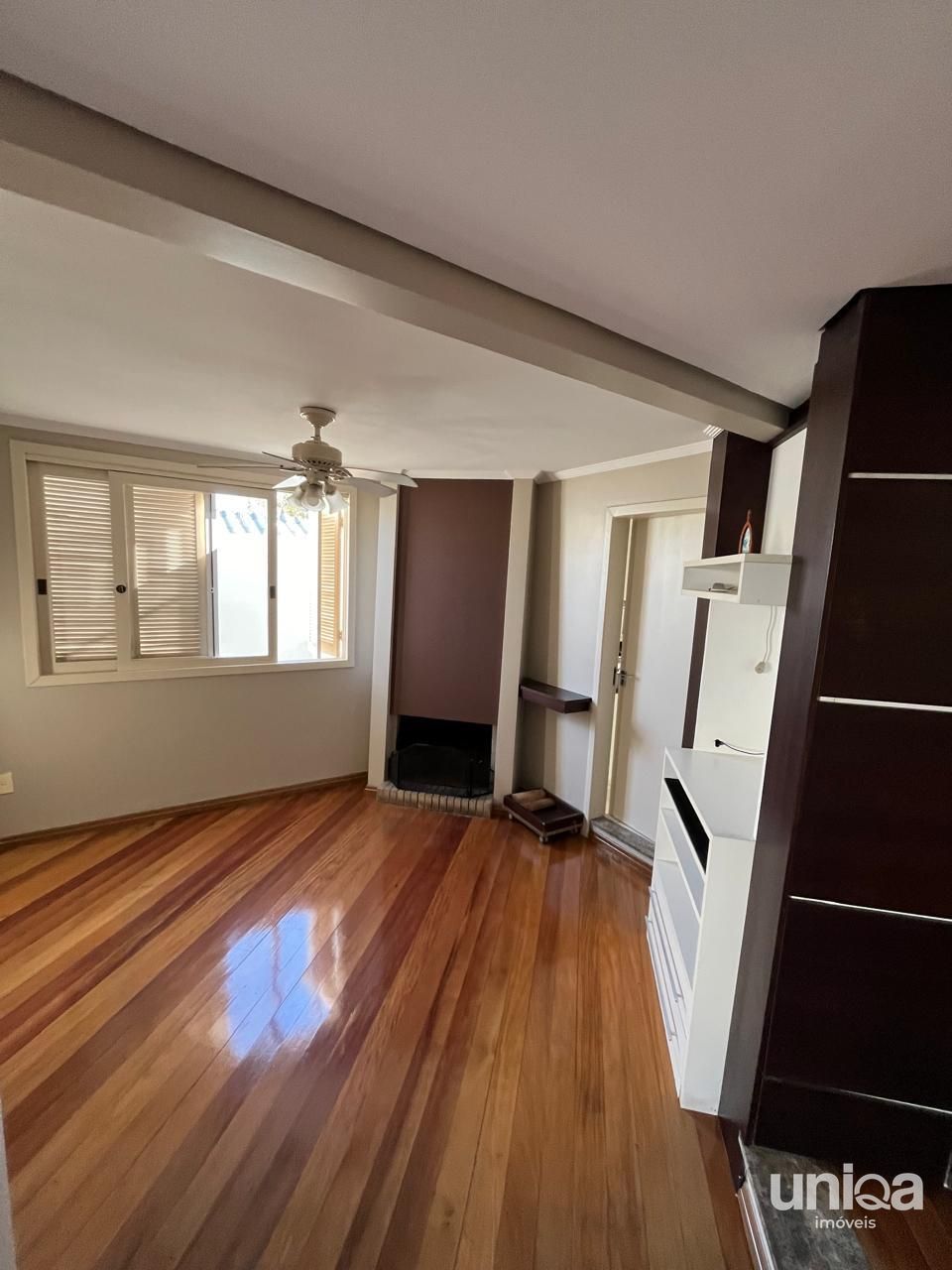 Vendo casa alto padrão 04 dormitórios próximo ao clube tênis