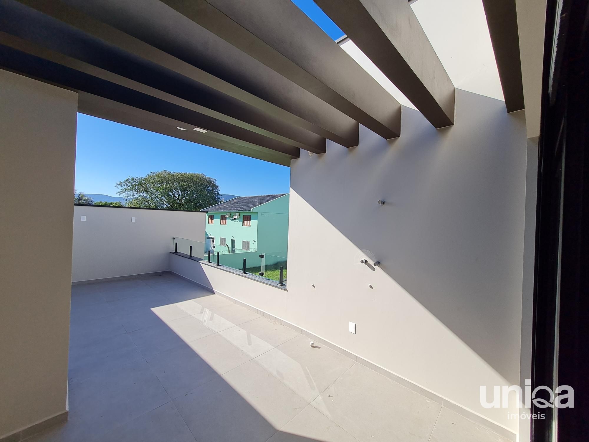 Casa nova para venda em camobi tipo sobrado alto padrão com 03 suítes + escritór