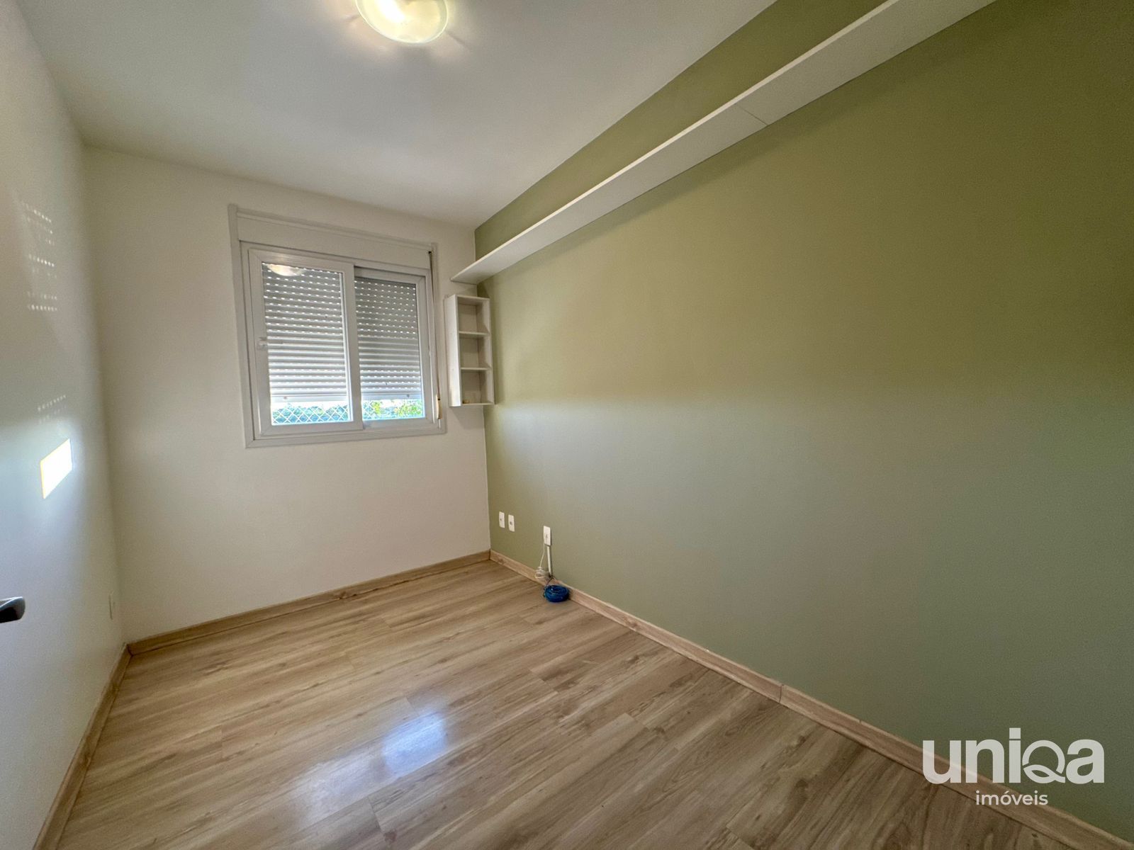 Casa estilo Sobrado para venda em Santa Maria com 03 dormitórios Garagem para 02