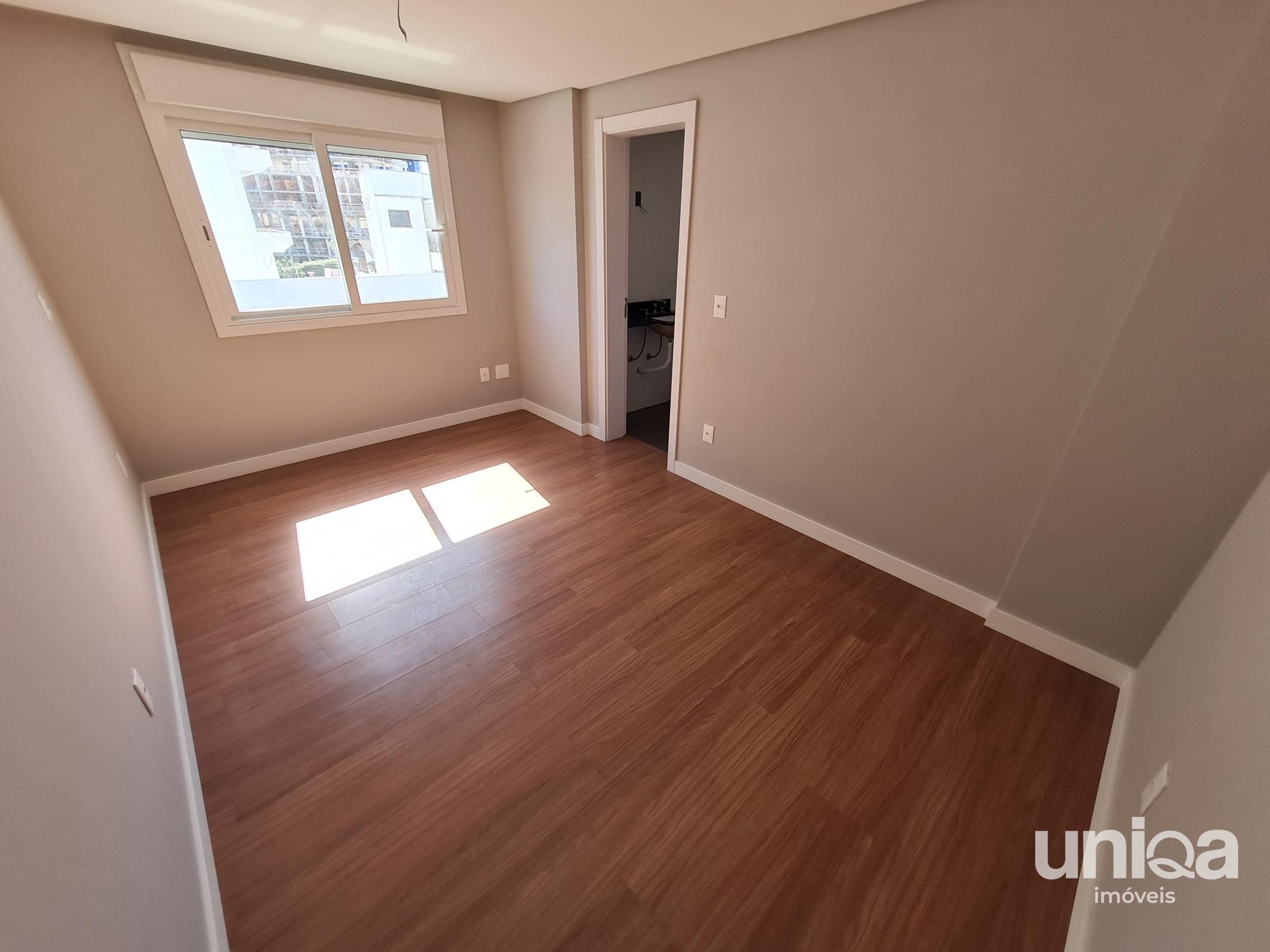 Apartamento 03 suítes a venda no centro de Santa Maria no ed Castro Alves