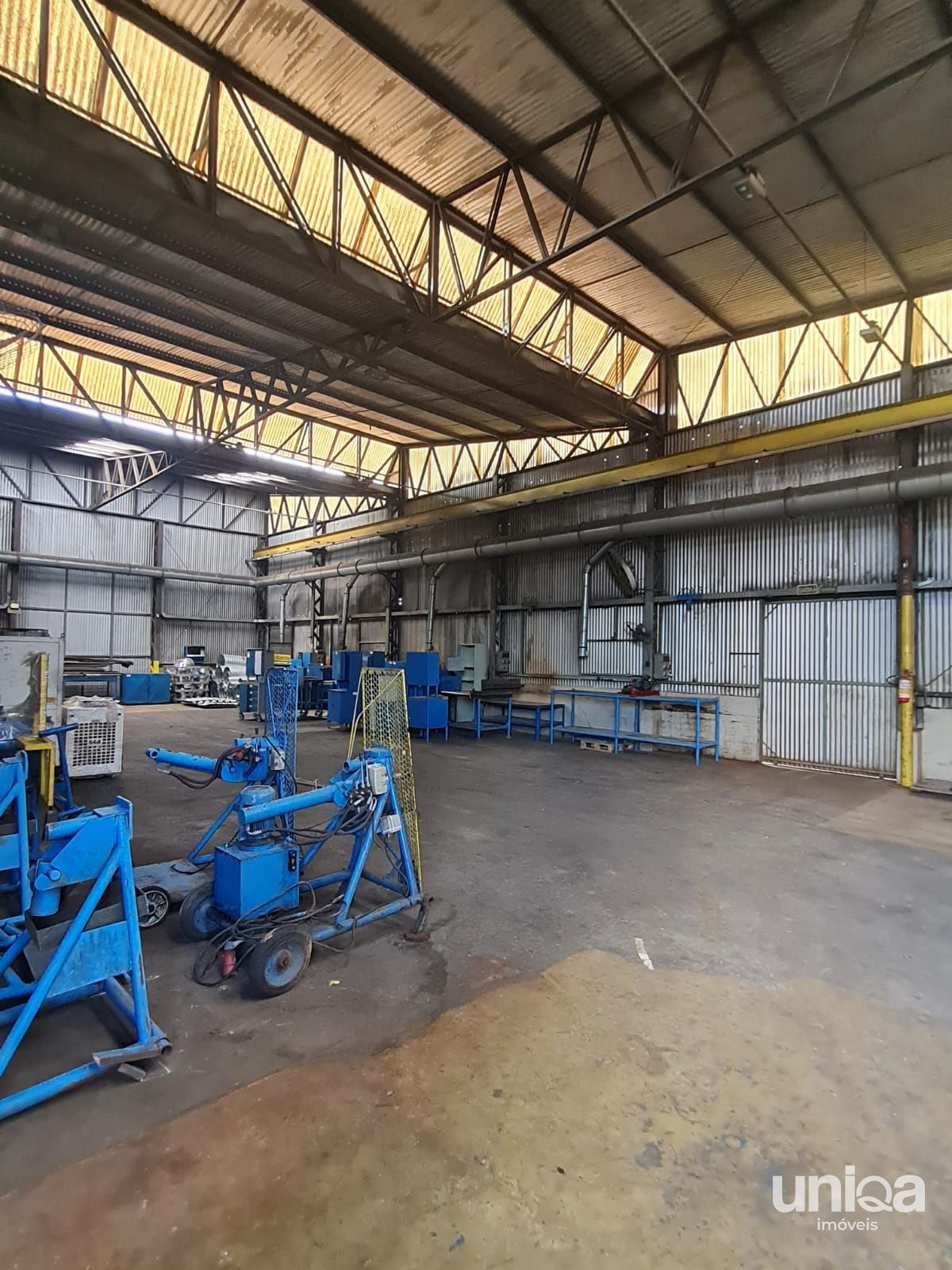 Alugo pavilhões industriais 6.000m2 escritório refeitório em
