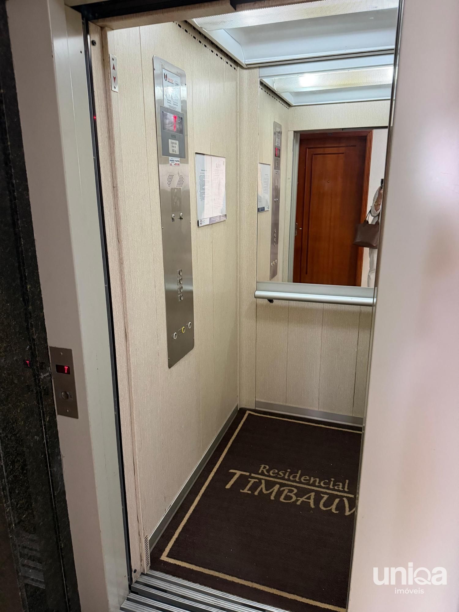 Apartamento com 01 dormitório churrasqueira e garagem em camobi ed Timbauvas