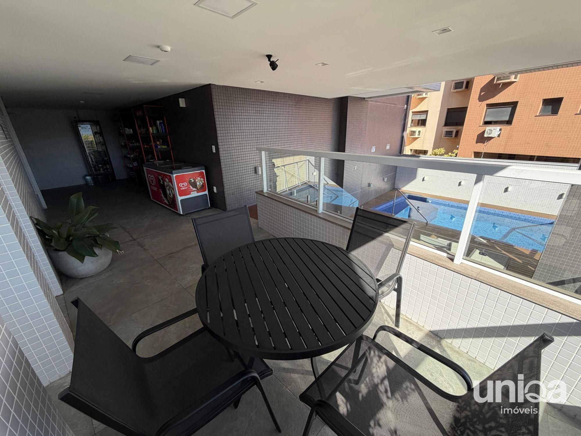 Apartamento 03 suítes a venda no centro de Santa Maria RS no ed Castro Alves