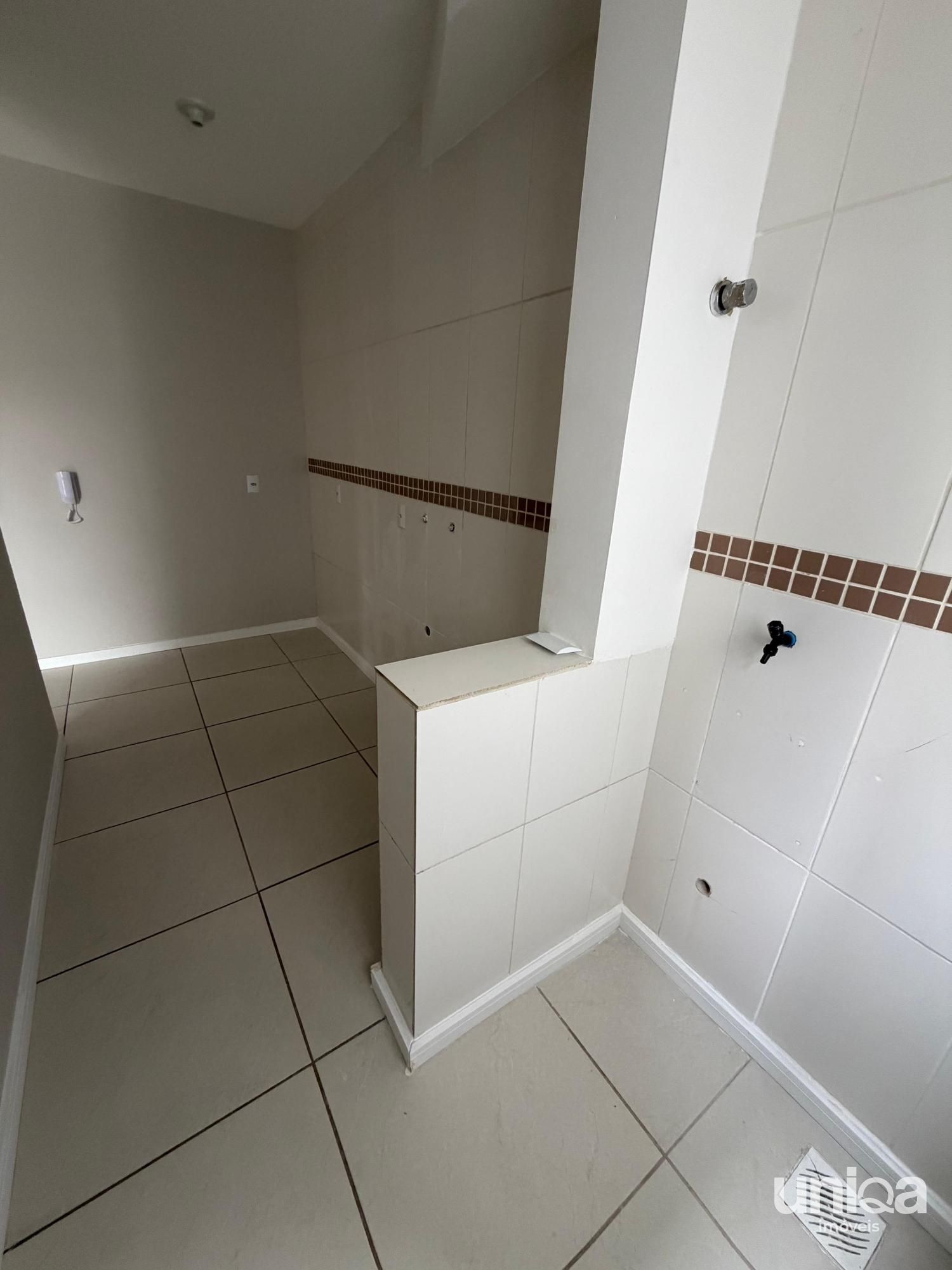 Apto 02 suítes + lavabo Sacada com churrasqueira garagem ed Platinum em camobi