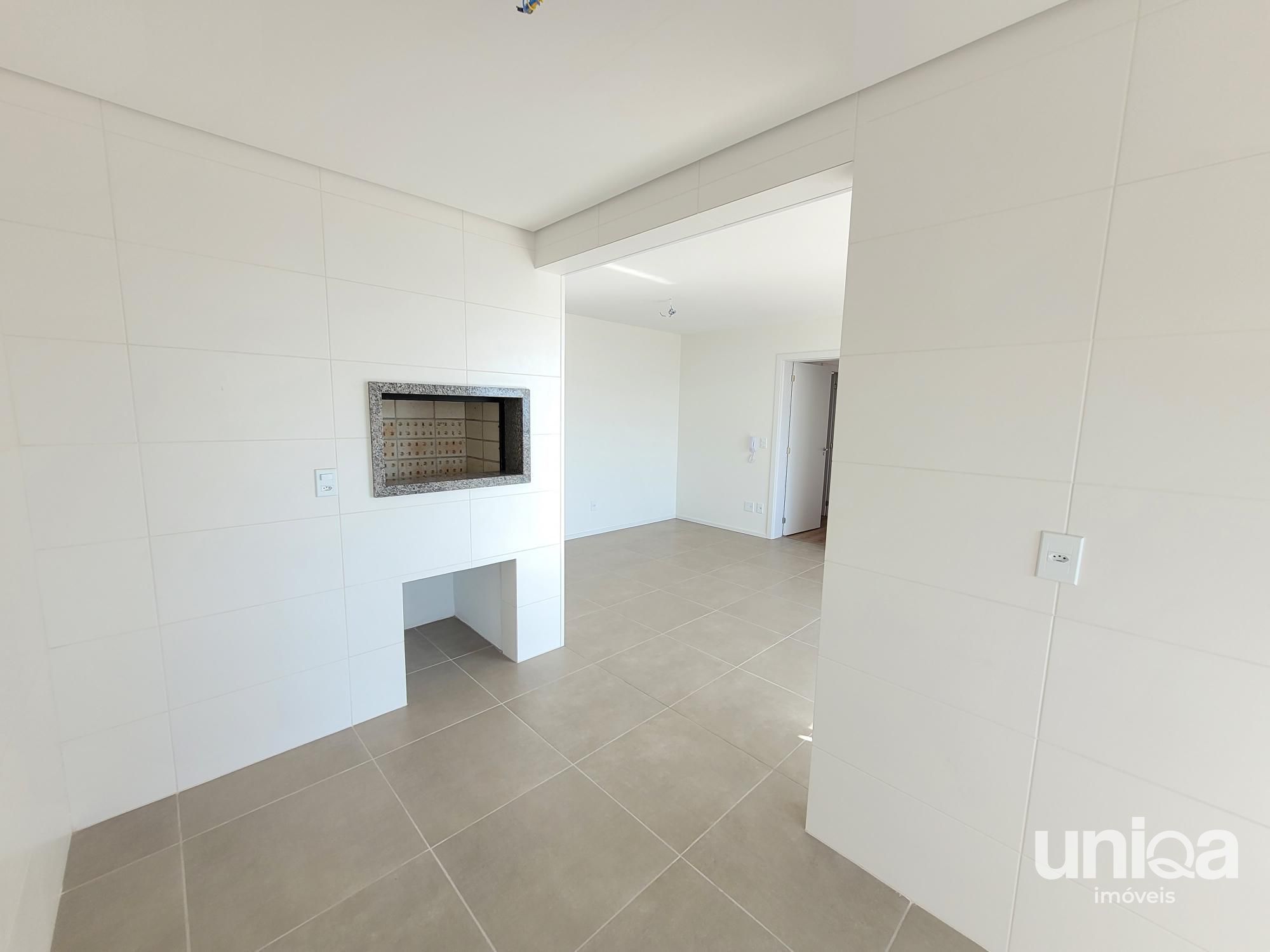 Apartamento 2 dormitórios, com churrasqueira , sacada e garagem