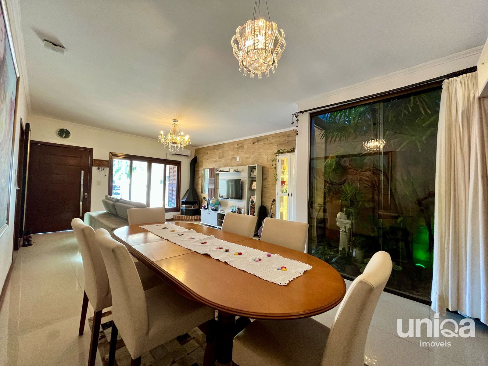 Casa 03 dormitórios com piscina para venda em Santa Maria