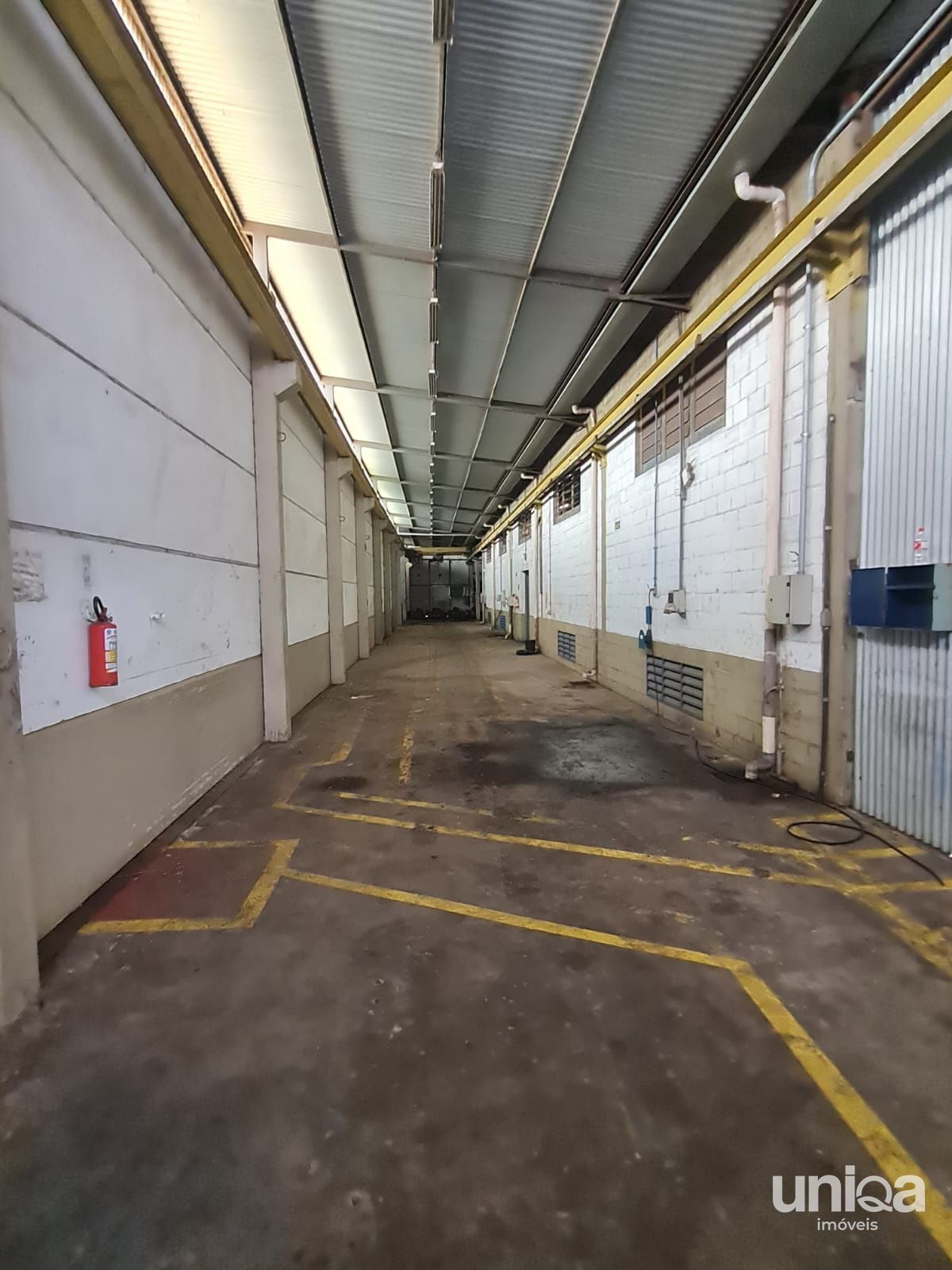 Alugo pavilhões industriais 6.000m2 escritório refeitório em