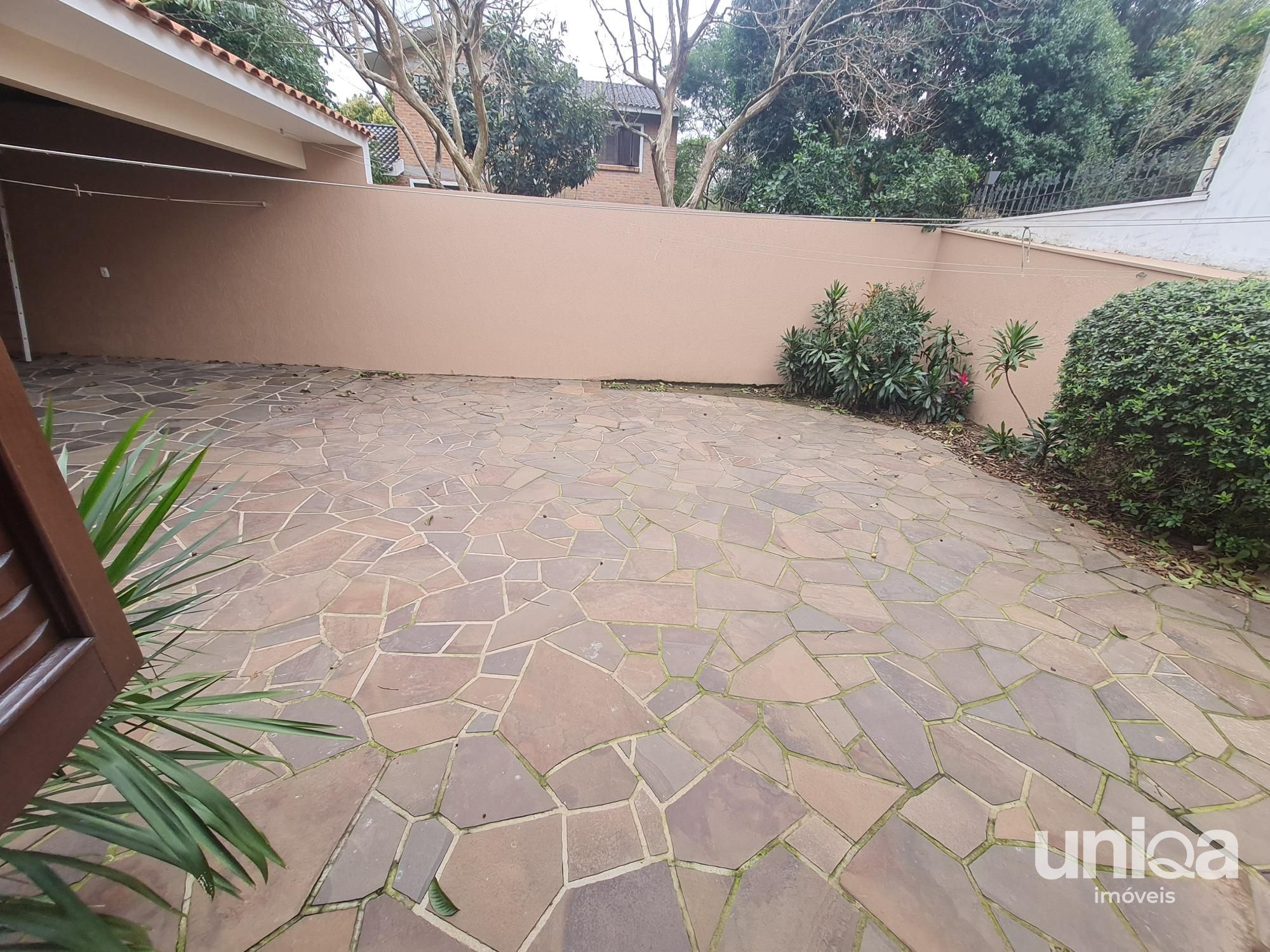 Casa 208m2 para venda no bairro camobi em Santa Maria RS próximo UFSM