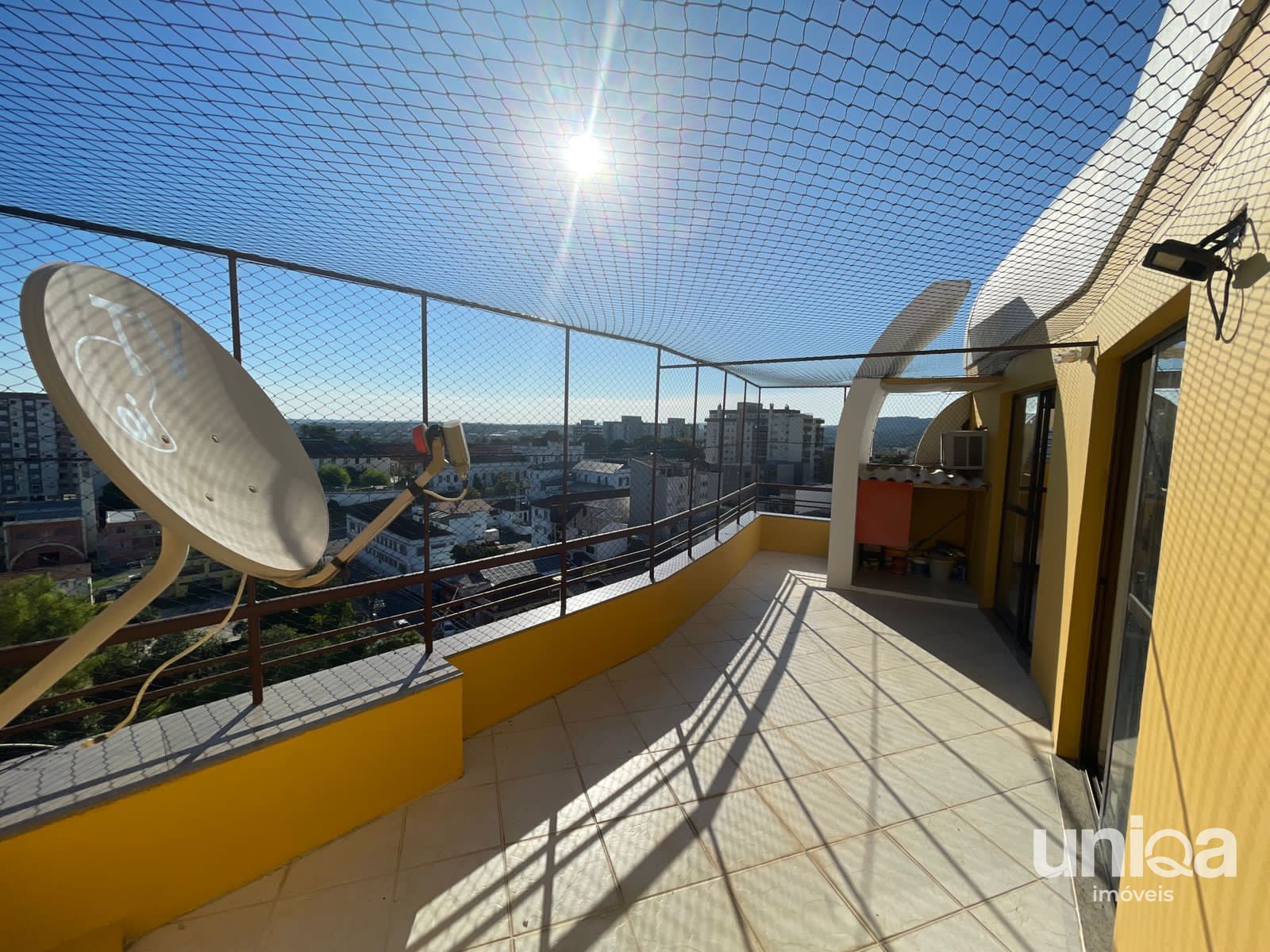 Cobertura 05 dormitorios para venda em Santa Maria com 02 suítes Terraço com pis